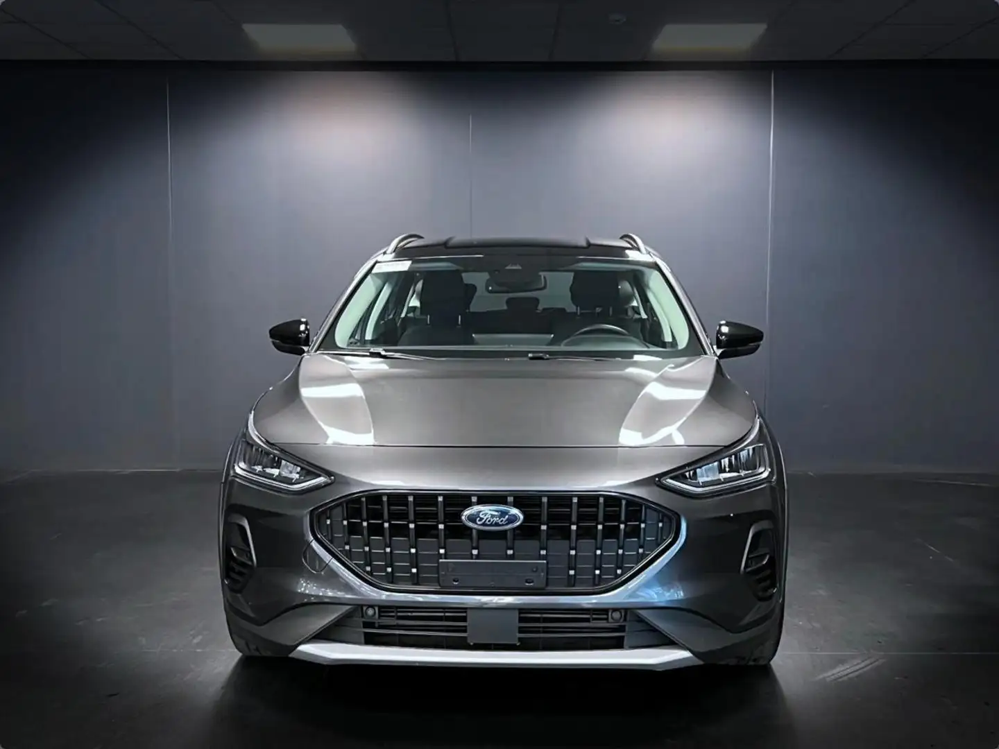 Ford Focus 1.0 EcoBoost Hybrid 125 CV SW Active Design Gris - 2