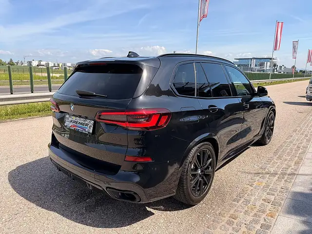 BMW X5 xDrive30d Aut. M-Paket/M-SPORTSITZE/LUFT/H&K/SH... Ansicht 8