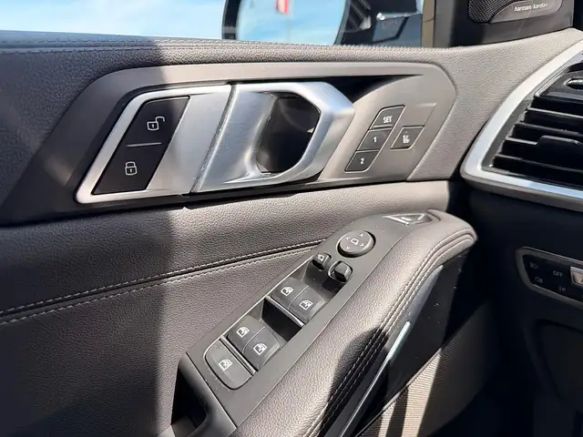 BMW X5 xDrive30d Aut. M-Paket/M-SPORTSITZE/LUFT/H&K/SH... Ansicht 34