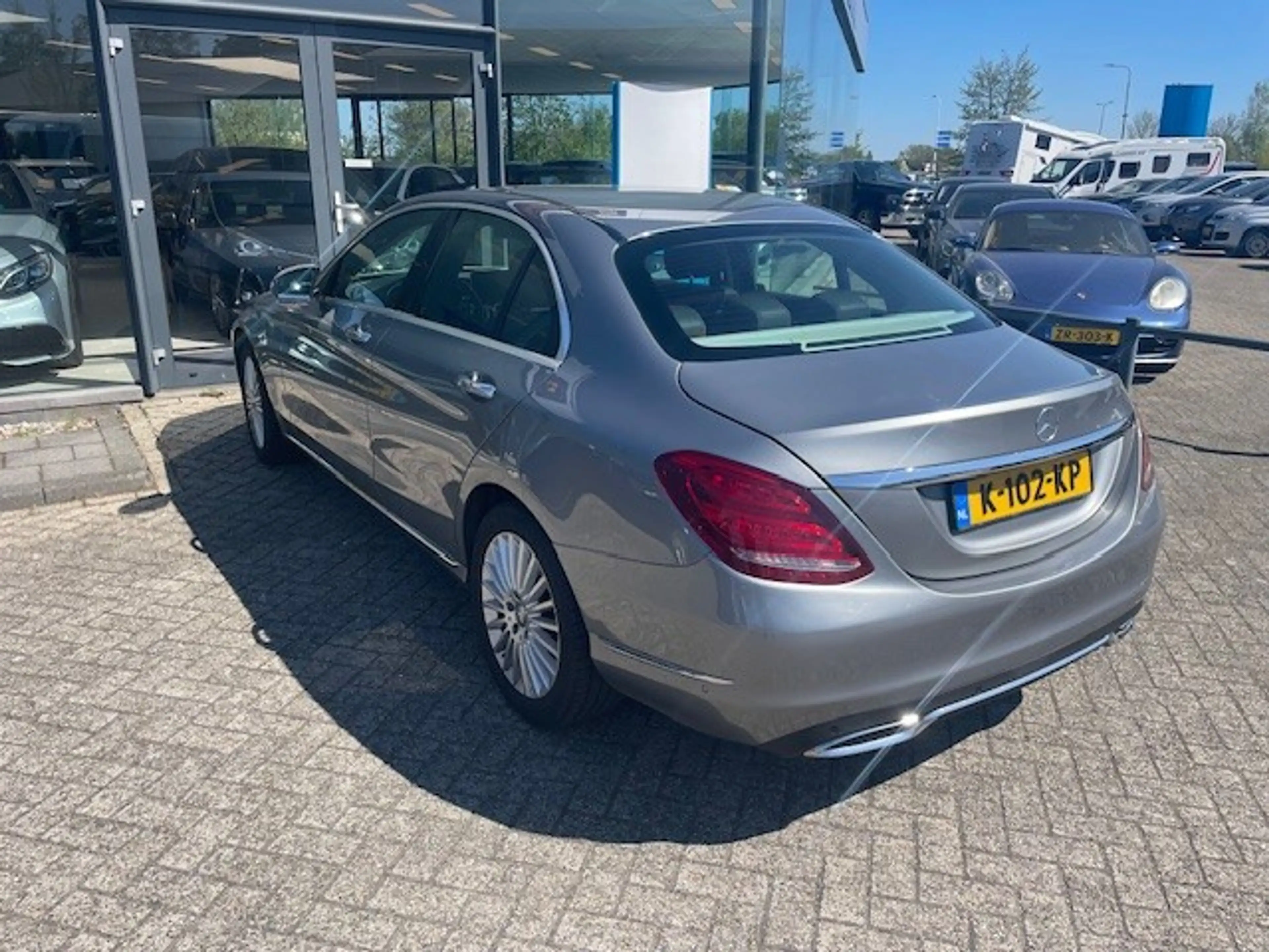 Mercedes-Benz C 200 Prestige — photo 8