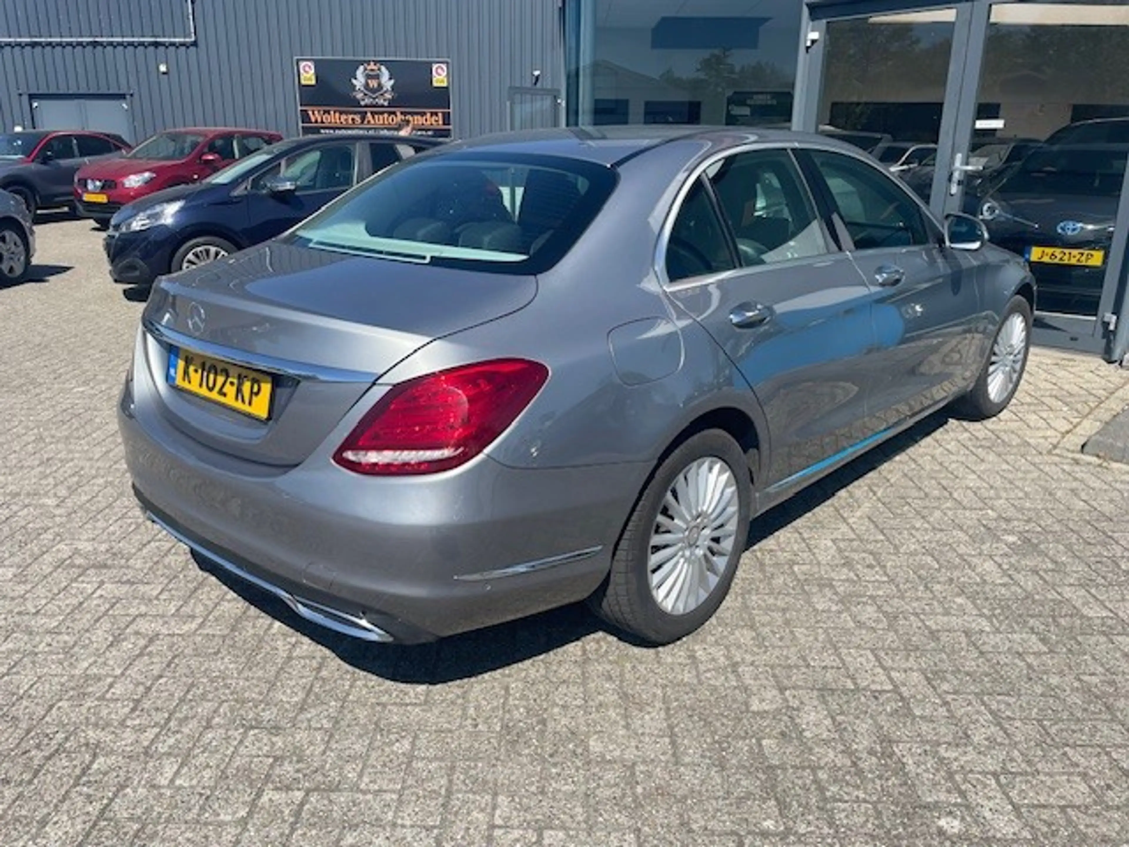 Mercedes-Benz C 200 Prestige — photo 10