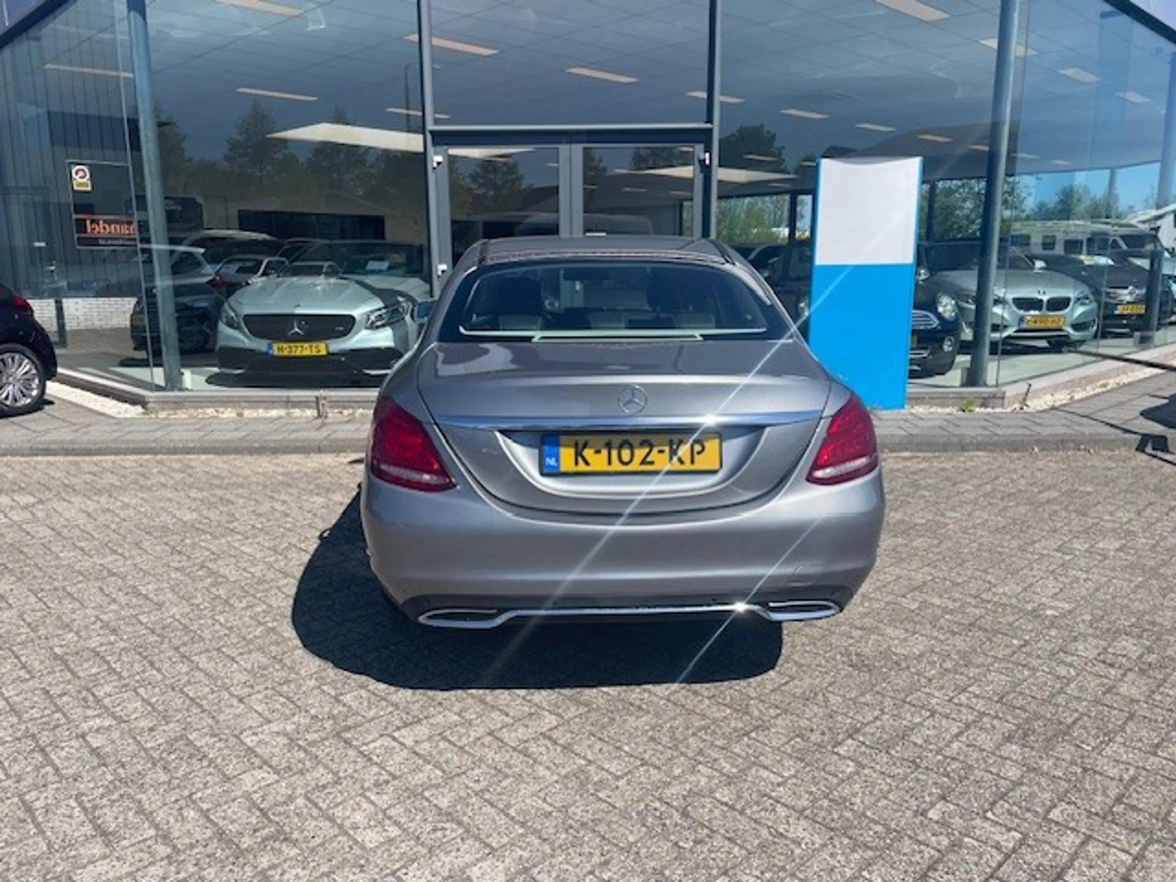 Mercedes-Benz C 200 Prestige — photo 9