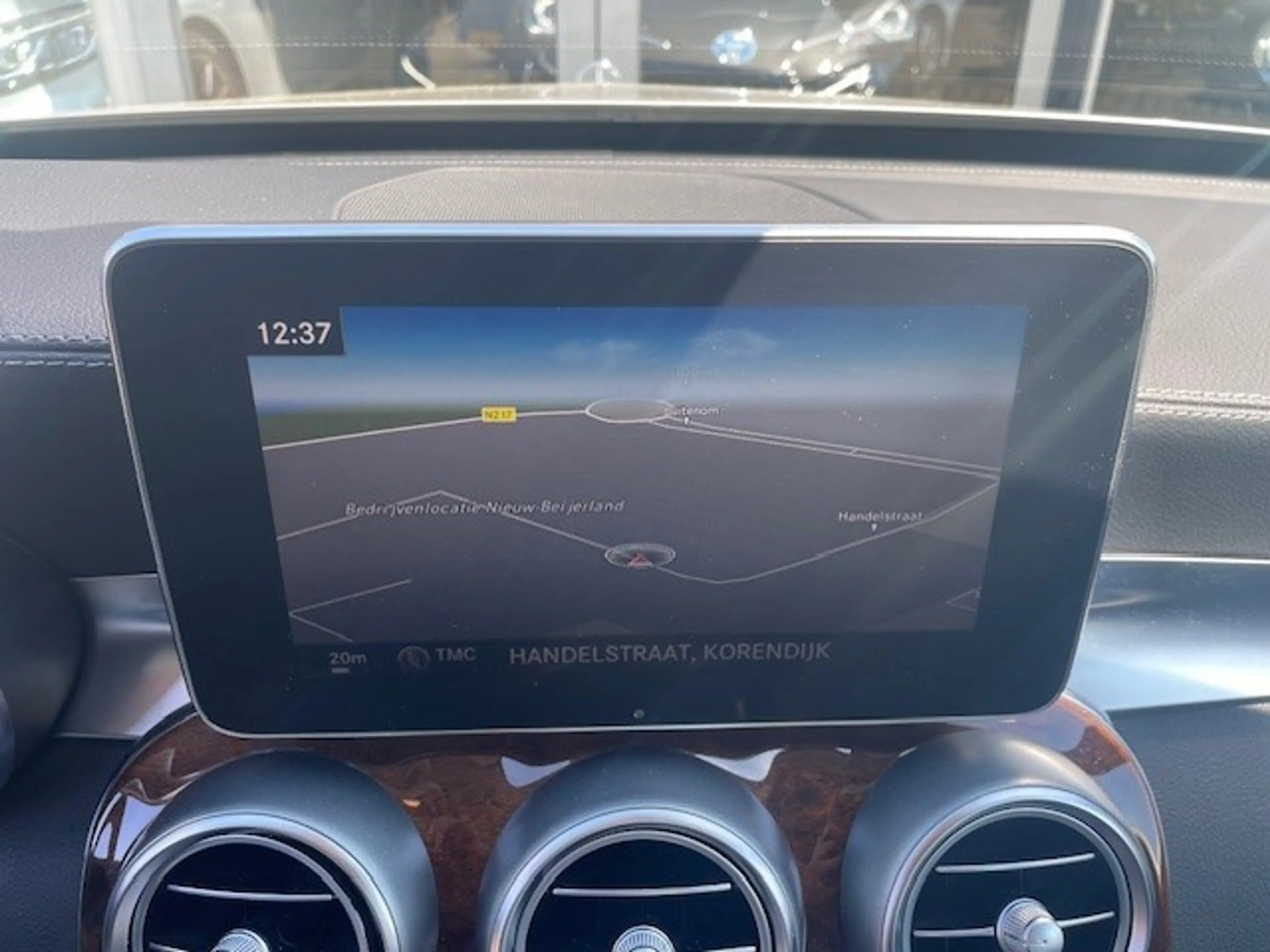Mercedes-Benz C 200 Prestige — photo 21