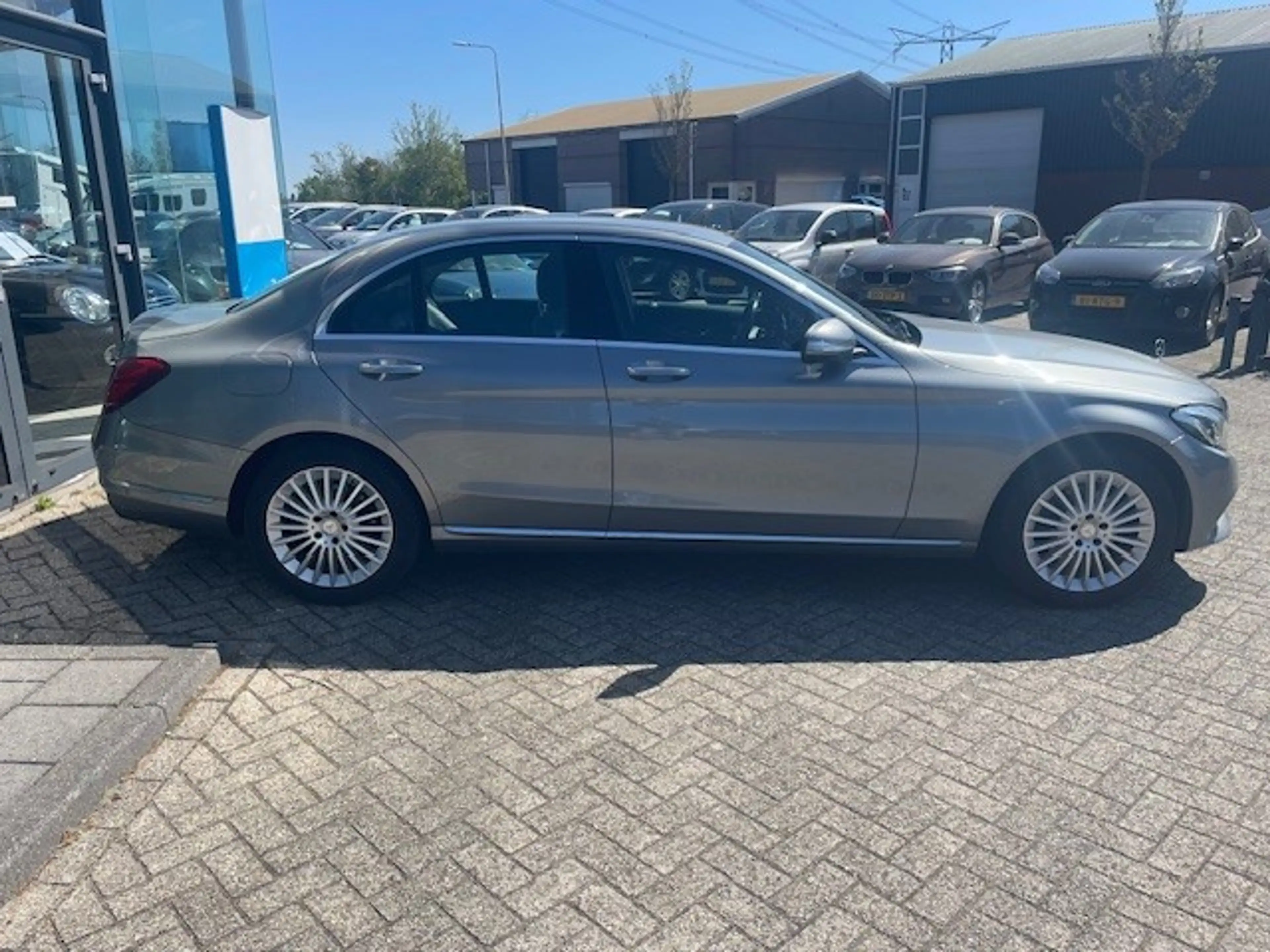 Mercedes-Benz C 200 Prestige — photo 5