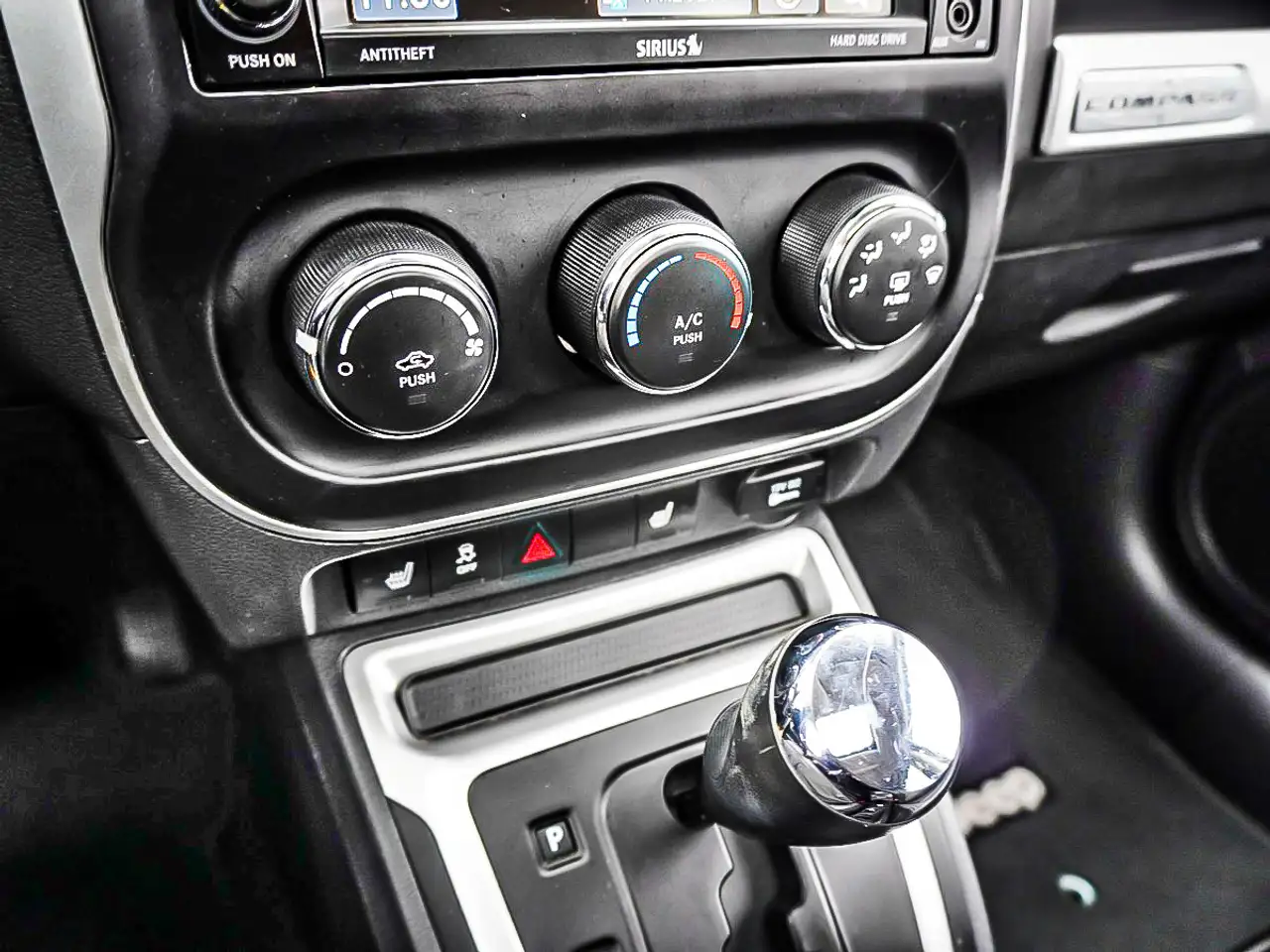 Jeep Compass photo Jeep Compass