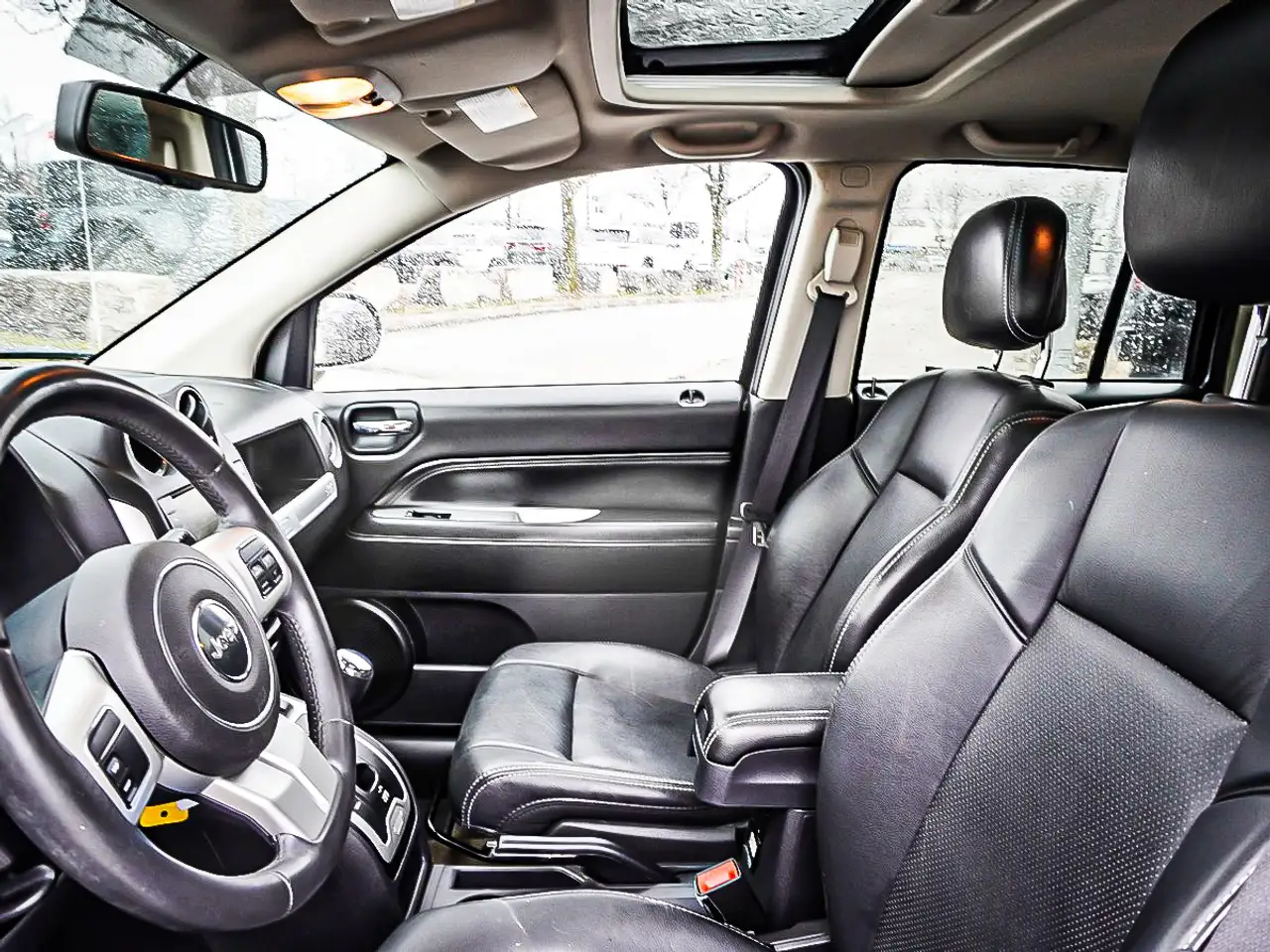 Jeep Compass photo Jeep Compass