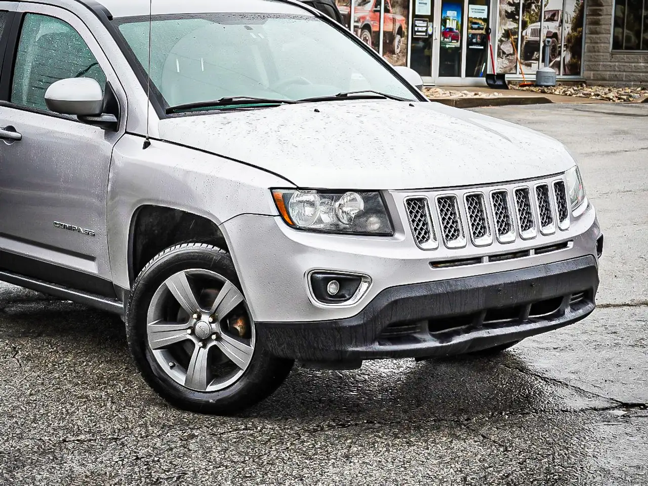 Jeep Compass photo Jeep Compass