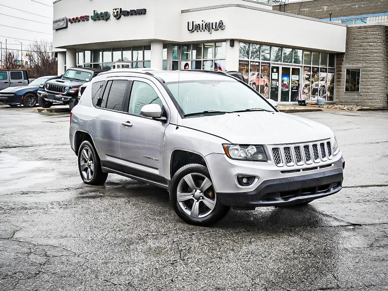 Jeep Compass photo Jeep Compass