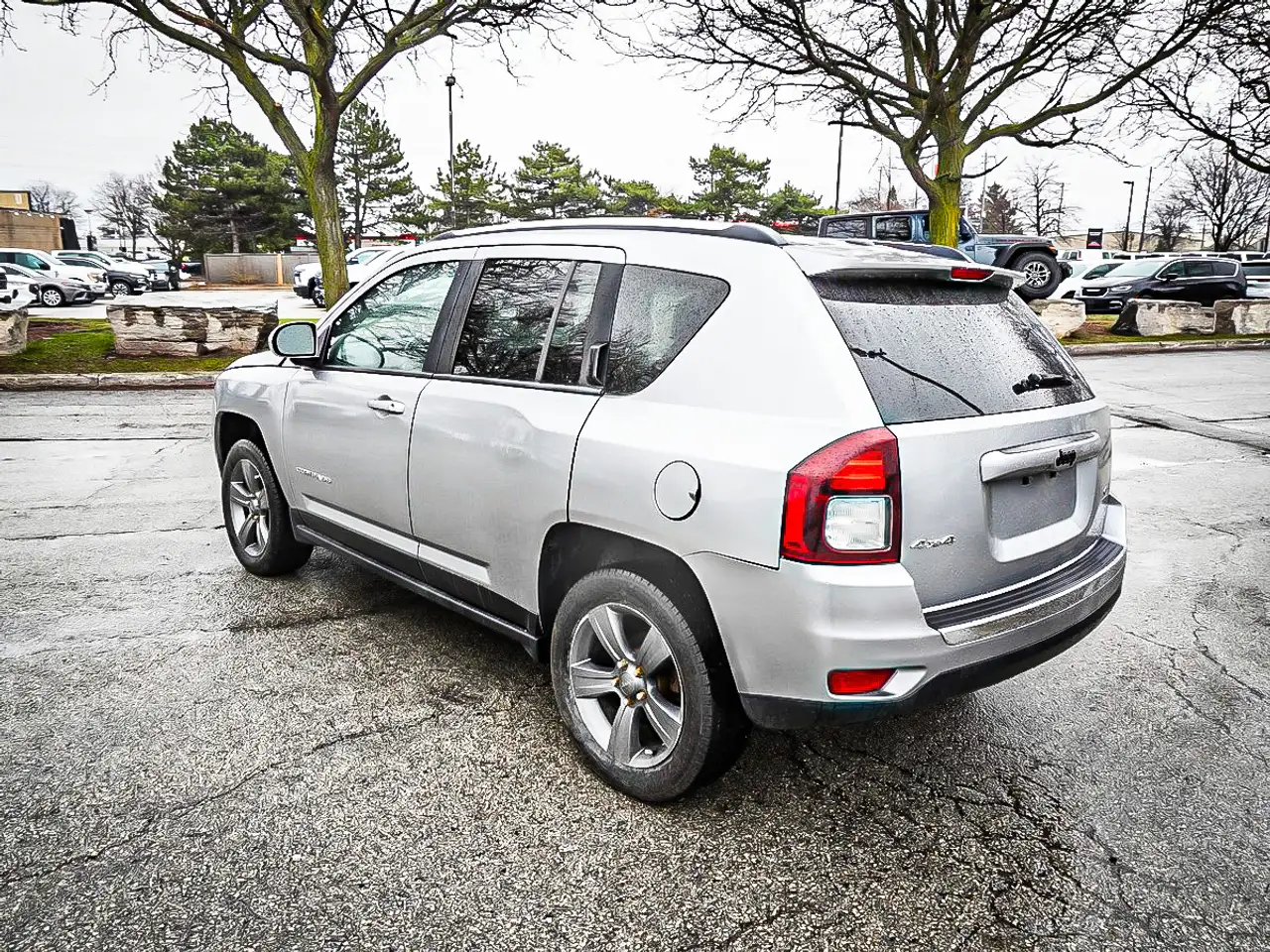 Jeep Compass photo Jeep Compass