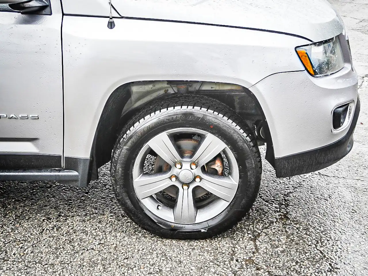 Jeep Compass photo Jeep Compass