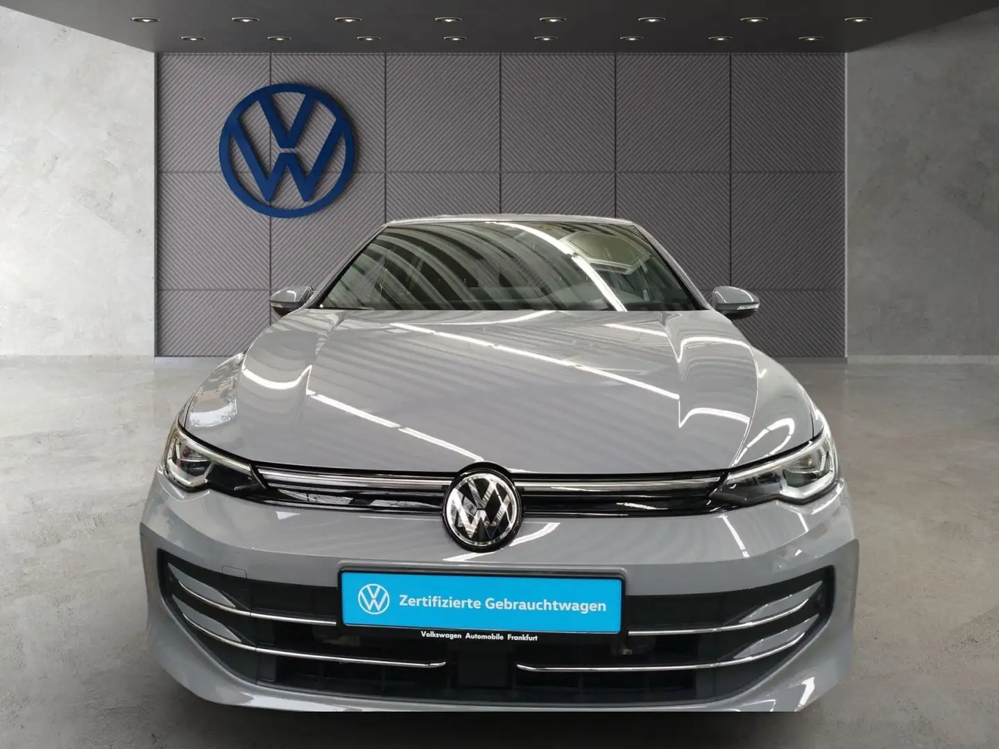Volkswagen Golf VIII 1.5 TSI Style Navi LEDPlus DAB+ FrontA Grau - 2