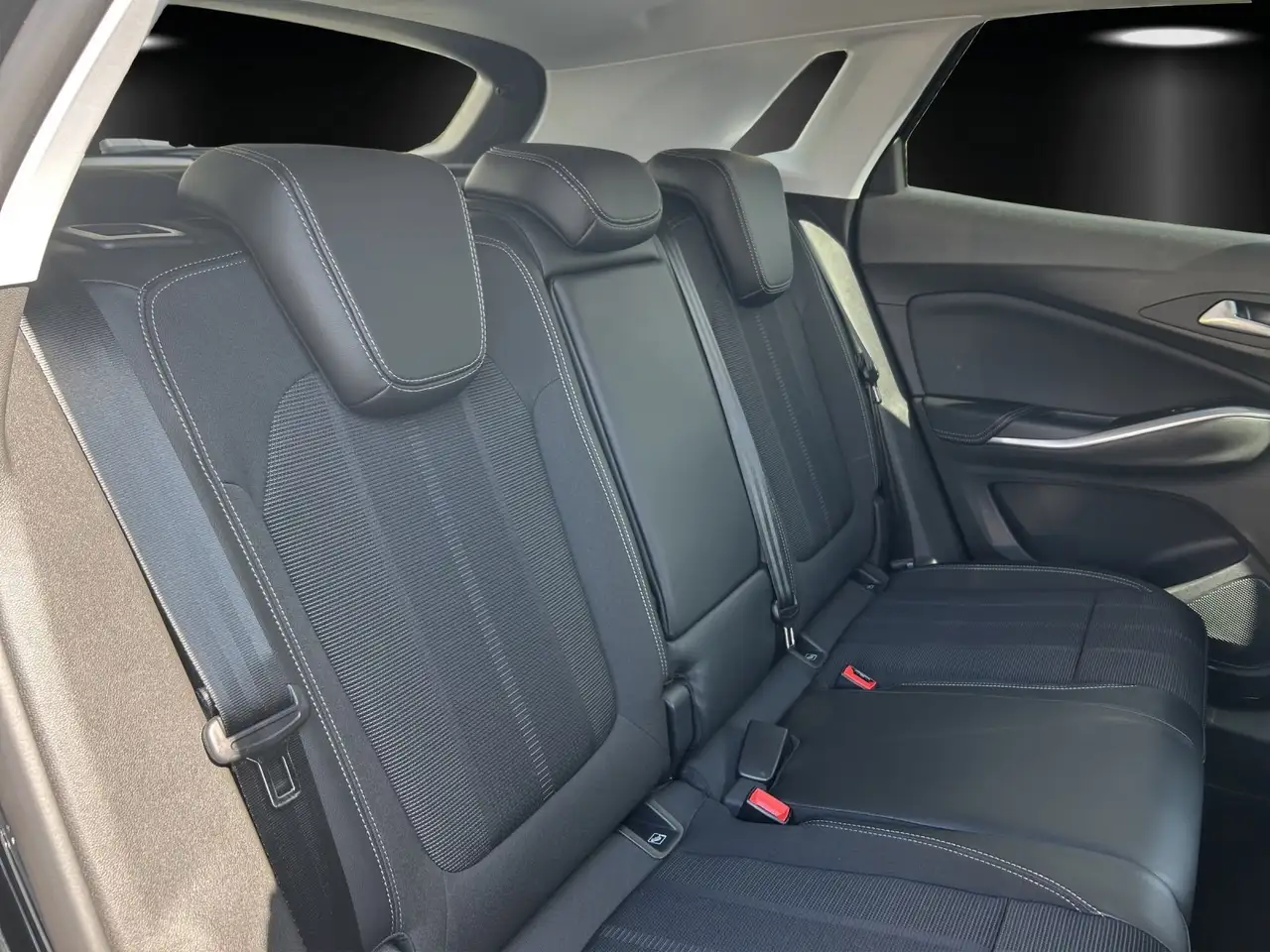 Opel Grandland X 1.2 Turbo Aut./LED/ACC/360°/NAV/SHZ 13