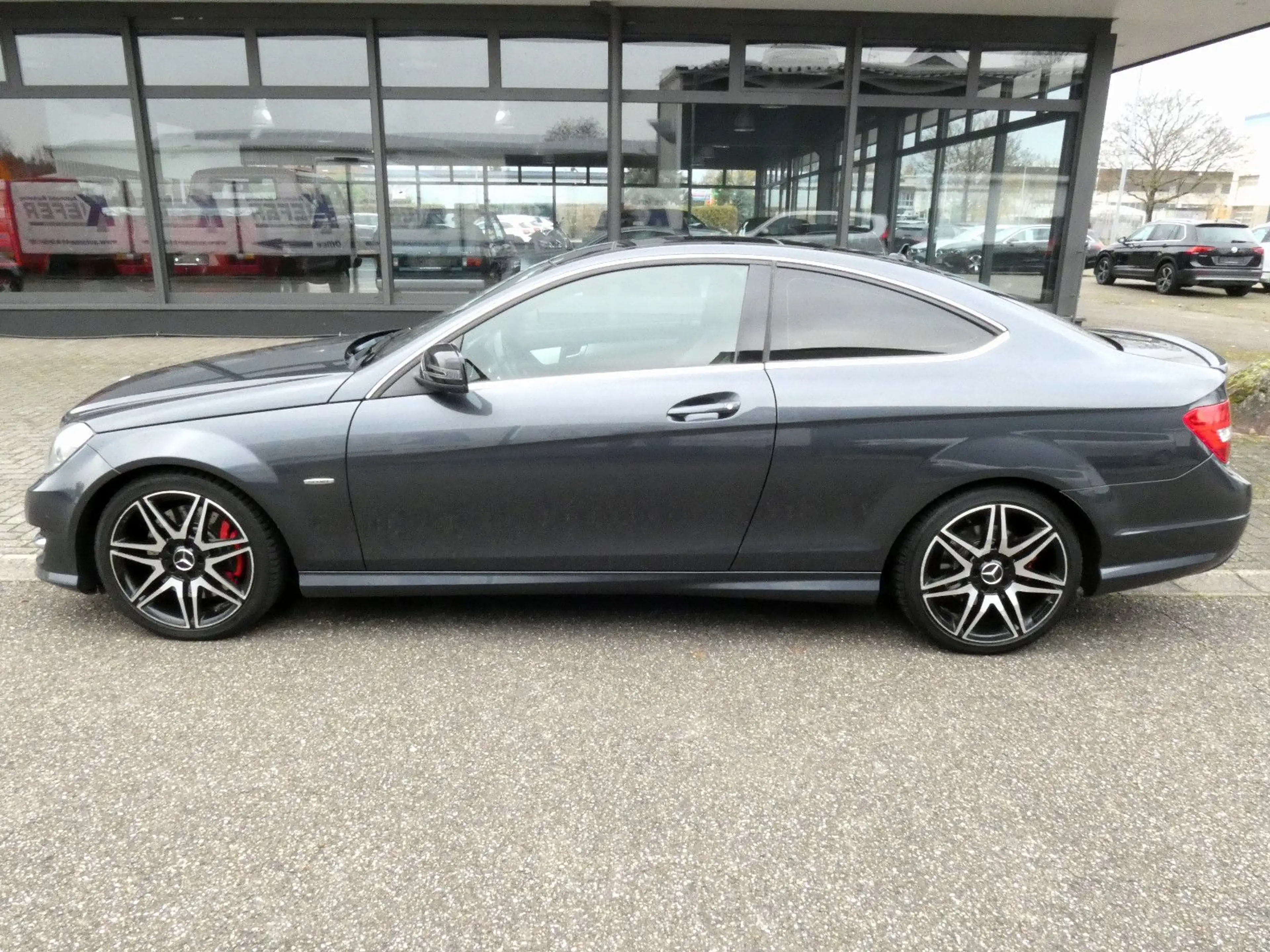 Mercedes-Benz C 250 CDI Coupe AMG Sport Edition Plus*Pano* — photo 5