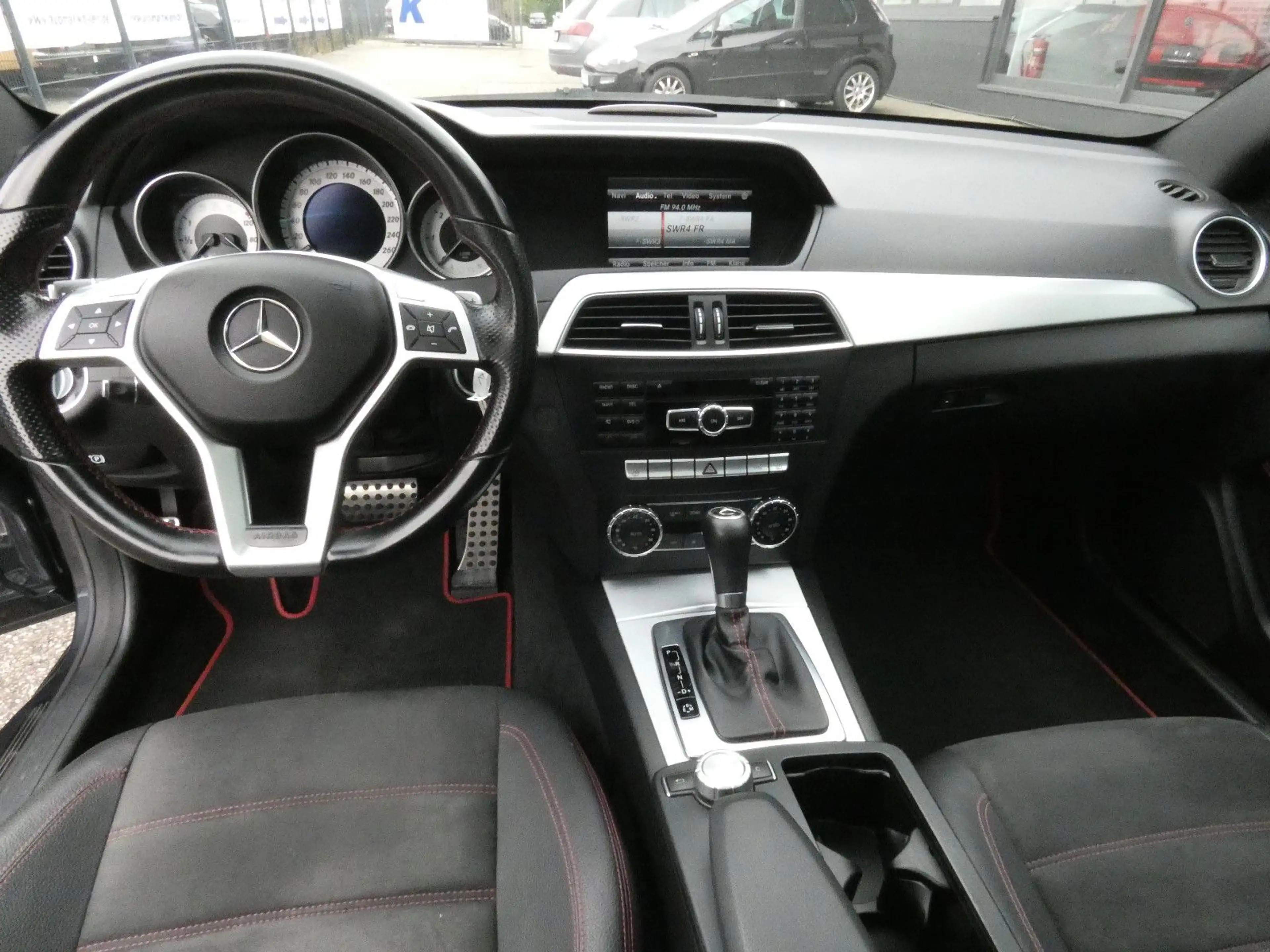 Mercedes-Benz C 250 CDI Coupe AMG Sport Edition Plus*Pano* — photo 9