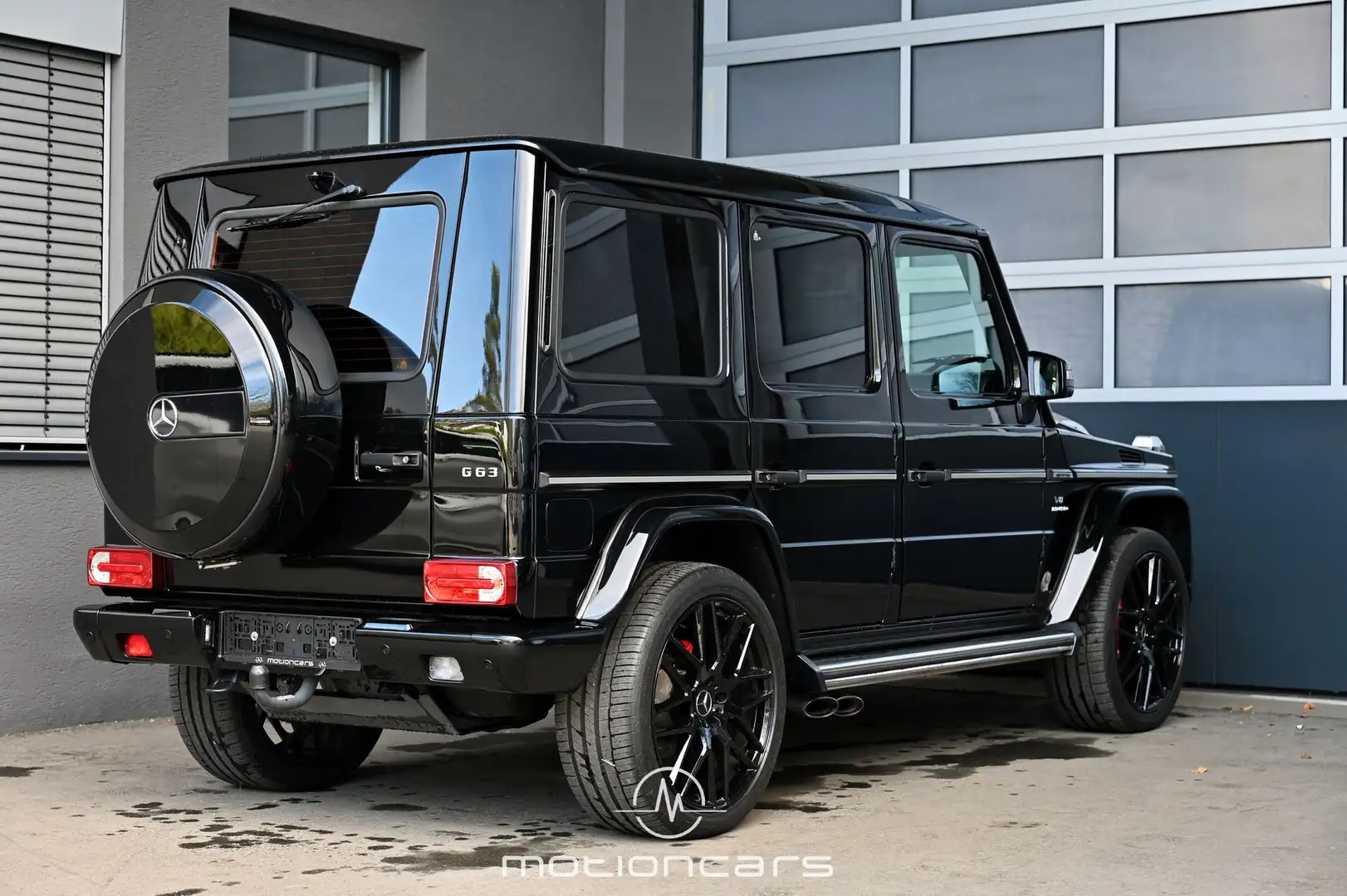 Mercedes-Benz G 63 AMG G-Modell G 63 AMG 4MATIC EXP € 73.980,- Zwart - 2