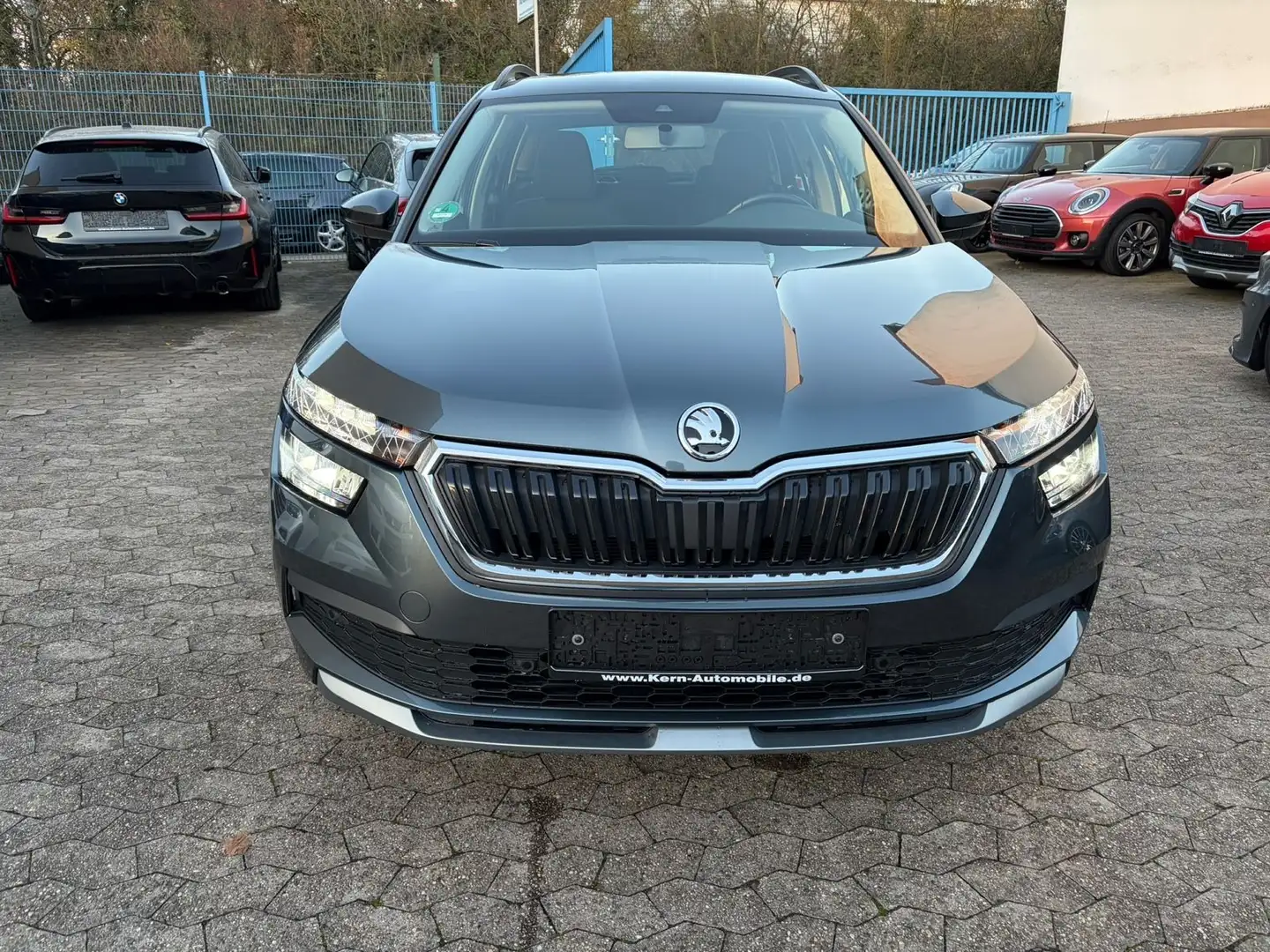 Skoda Kamiq Ambition LED/PDC/LaneAssist/Bluetooth/8Alu Grau - 2