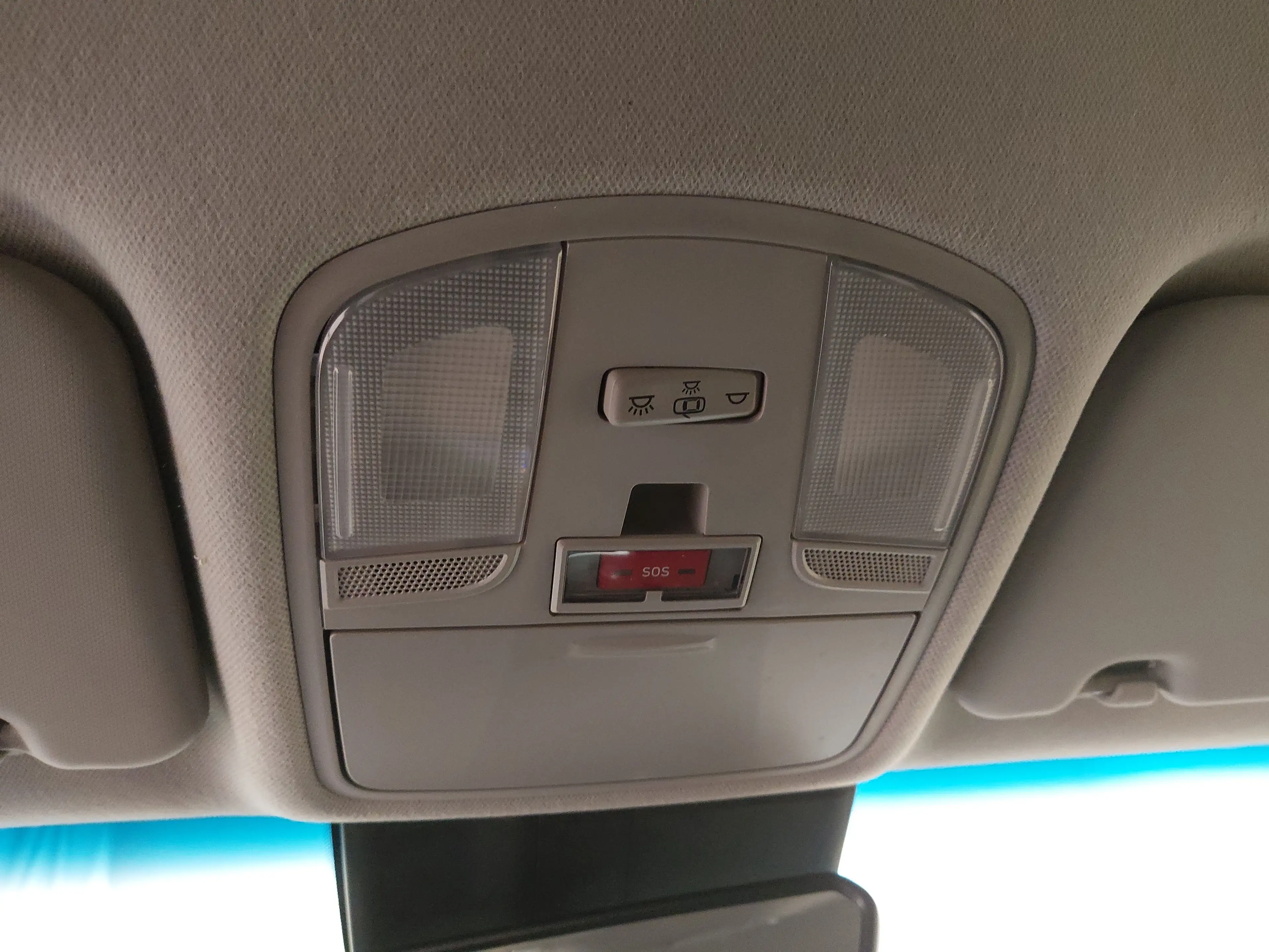 Hyundai KONA Elektro Style NAVI LED SHZ RFK — photo 13
