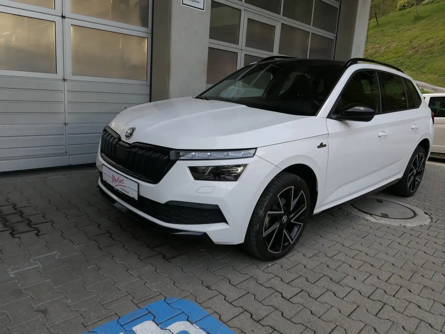 Skoda Kamiq MONTE CARLO TSI ACT DSG Weiß - 1