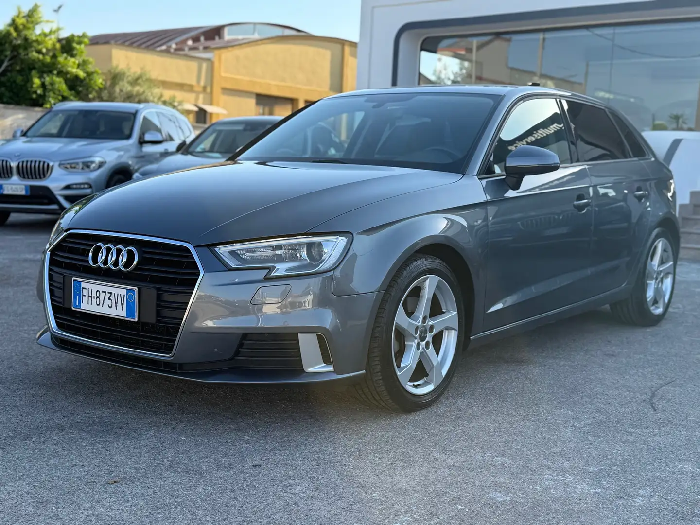 Audi A3 A3 Sportback 1.6 tdi Design 110cv Grigio - 1