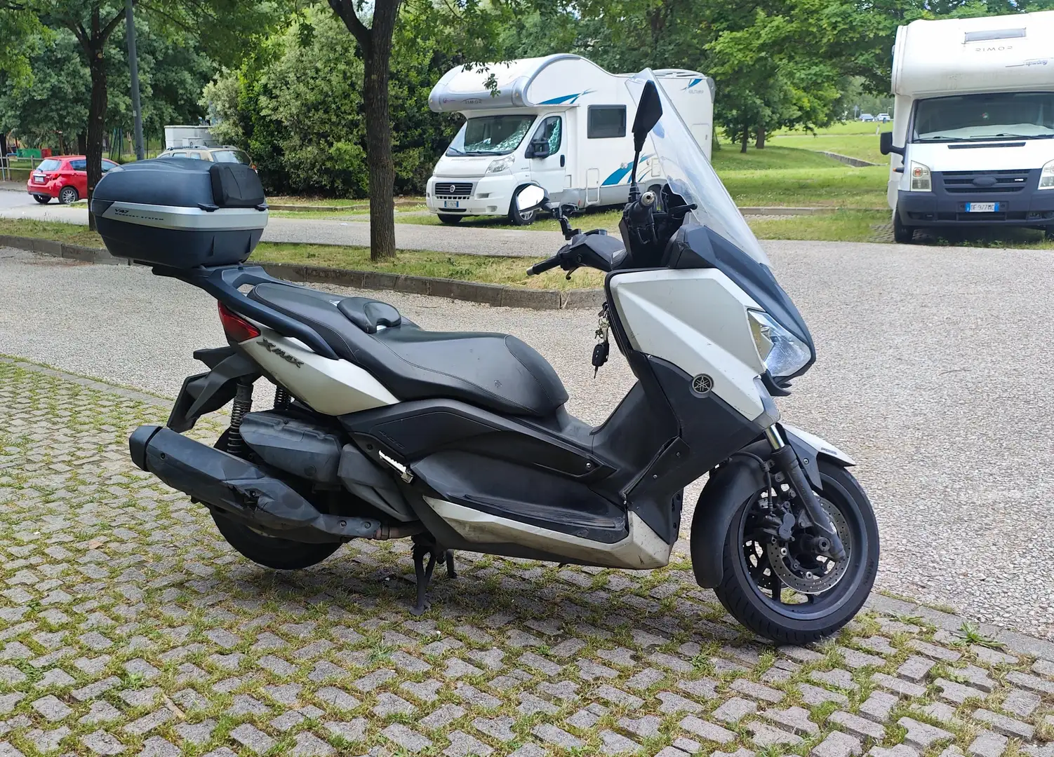 Yamaha X-Max 400 abs Bianco - 2