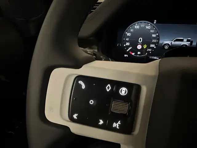 Land Rover Defender view 11