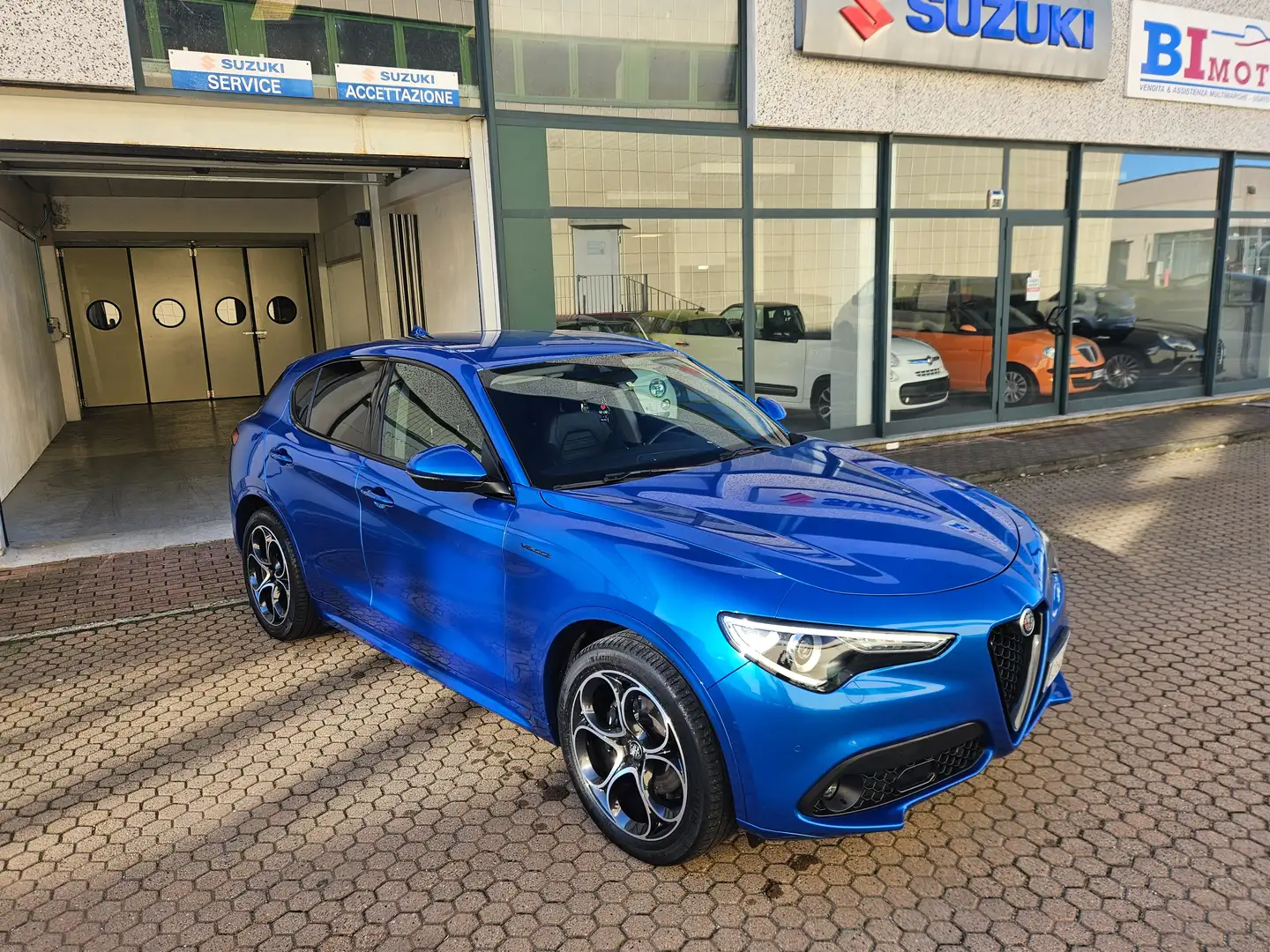 Alfa Romeo Stelvio 2.2 t Veloce Q4 210cv auto Azul - 1