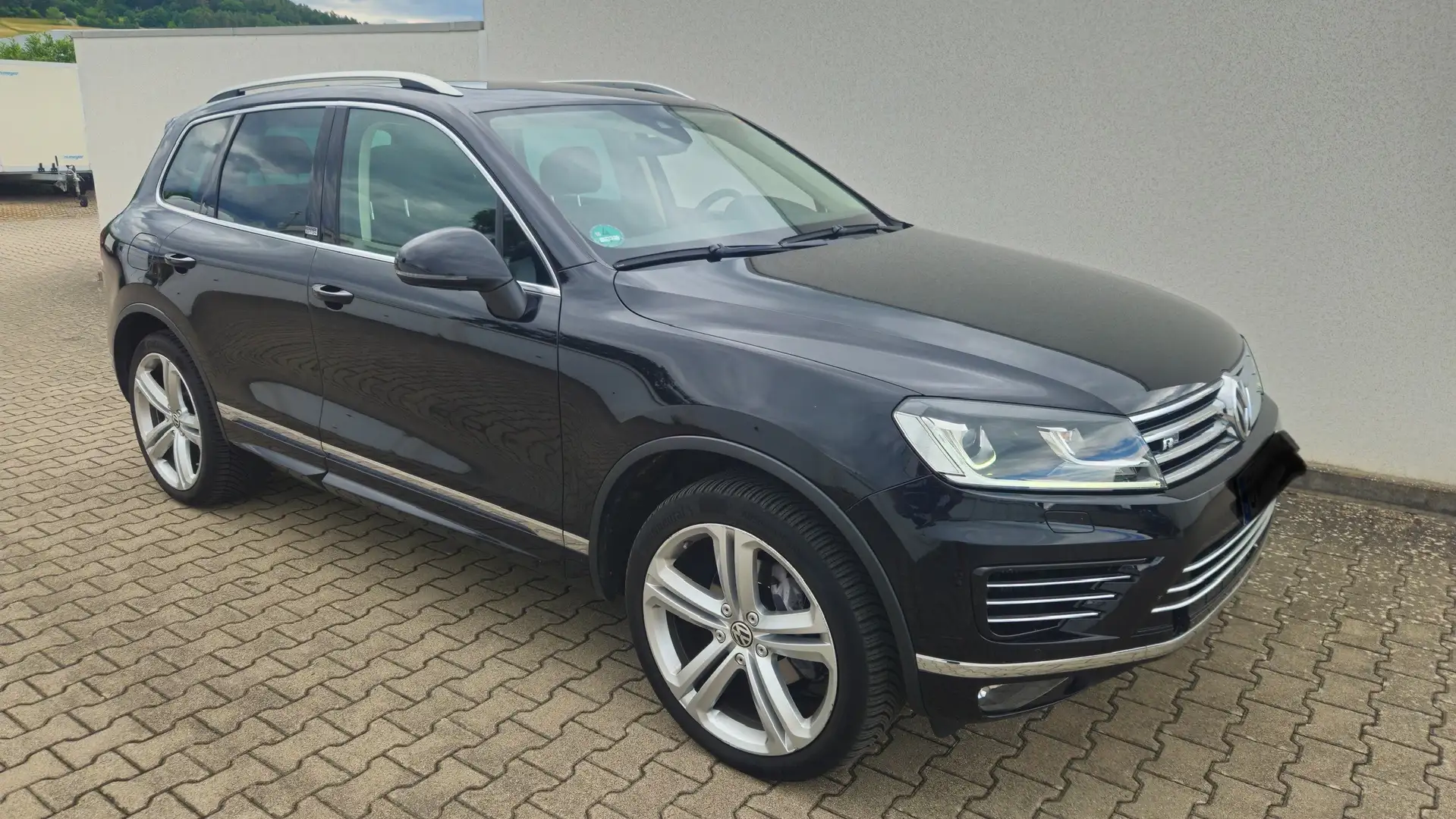 Volkswagen Touareg V6 TDI BMT/Start-St Executive Edition Terrain Tech Schwarz - 1