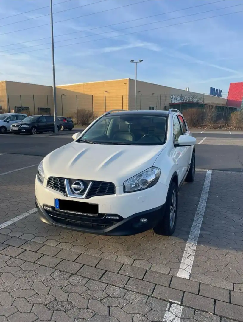 Nissan Qashqai 2.0 tekna - 1