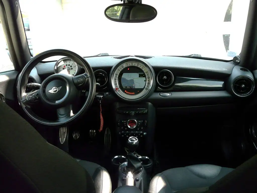 Mini Cooper SD 2011 из Европы — купить под ключ