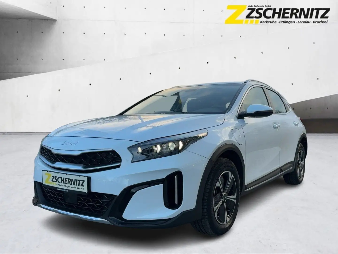 Kia XCeed 1.6 GDI Plug-in Hybrid Vision ACC+LED+SHZ Weiß - 2