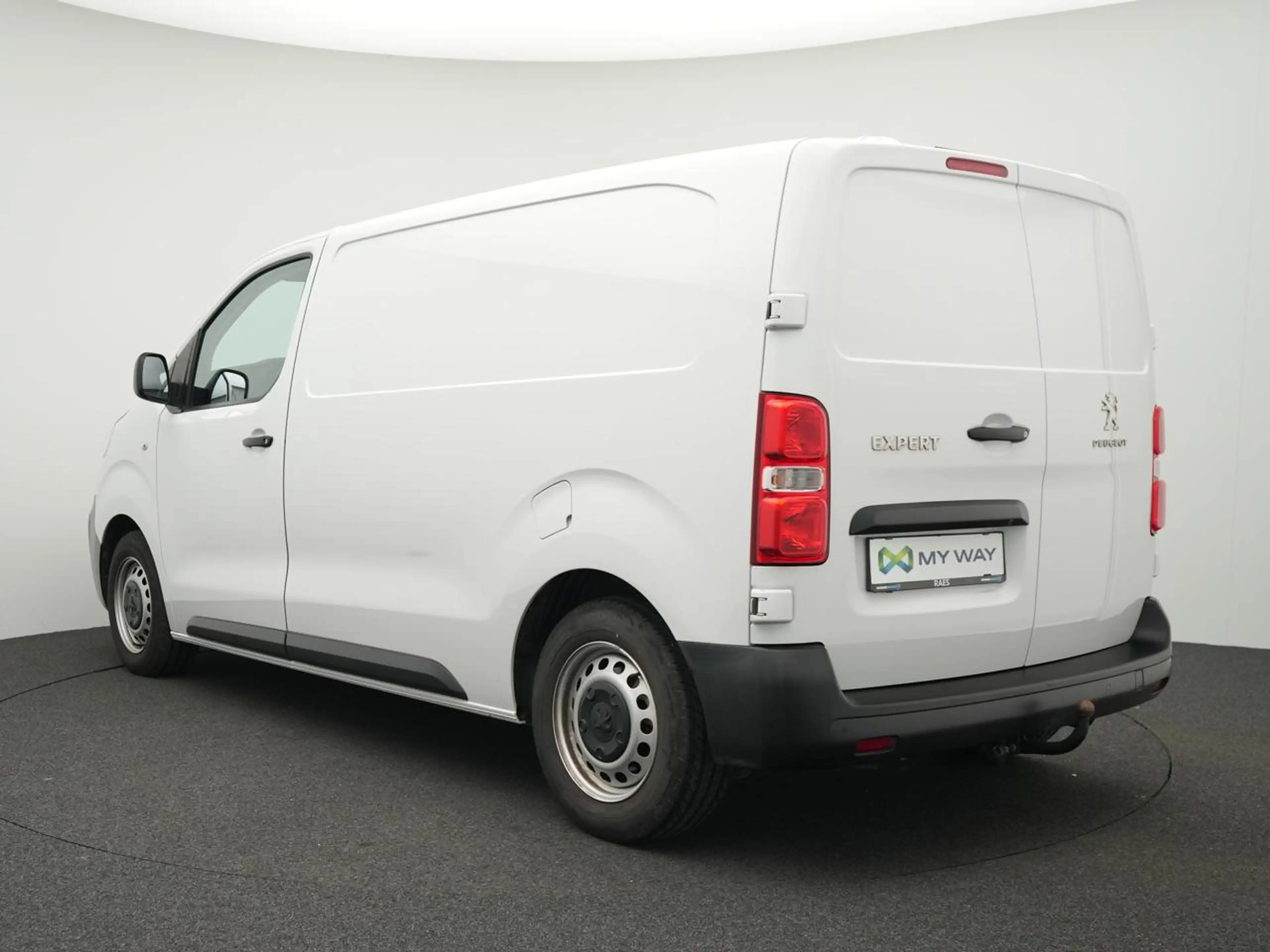 Peugeot Expert Expert 2.0 BlueHDi L2 Standard — photo 4