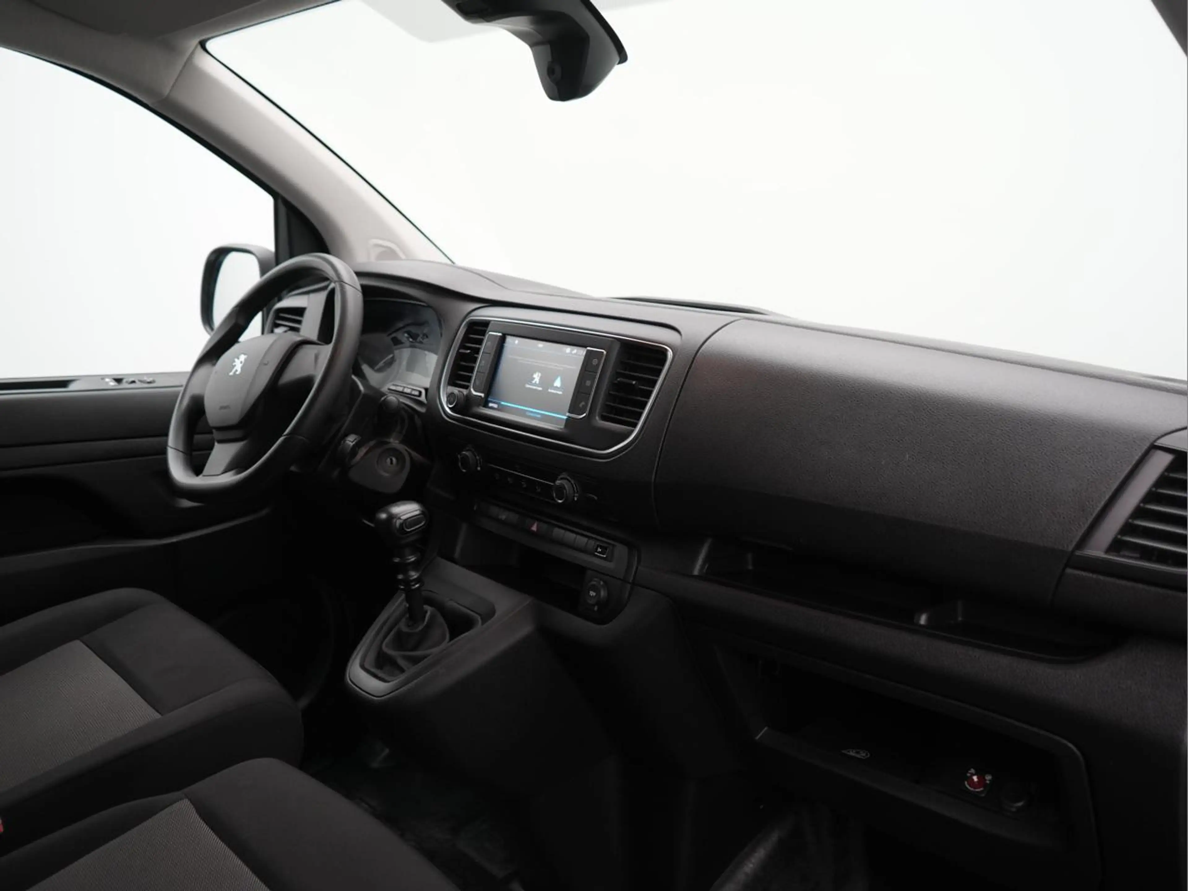 Peugeot Expert Expert 2.0 BlueHDi L2 Standard — photo 13