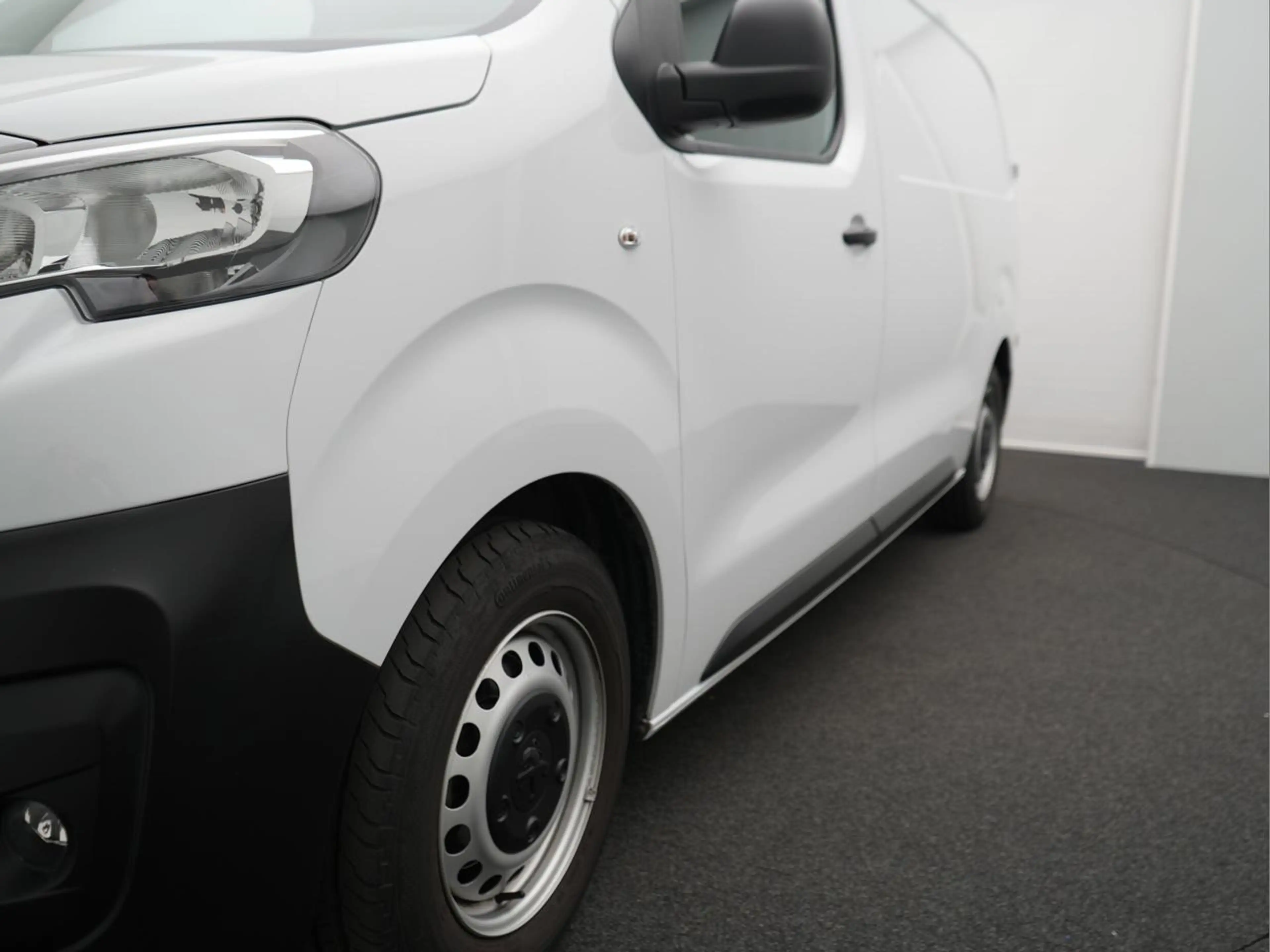 Peugeot Expert Expert 2.0 BlueHDi L2 Standard — photo 6