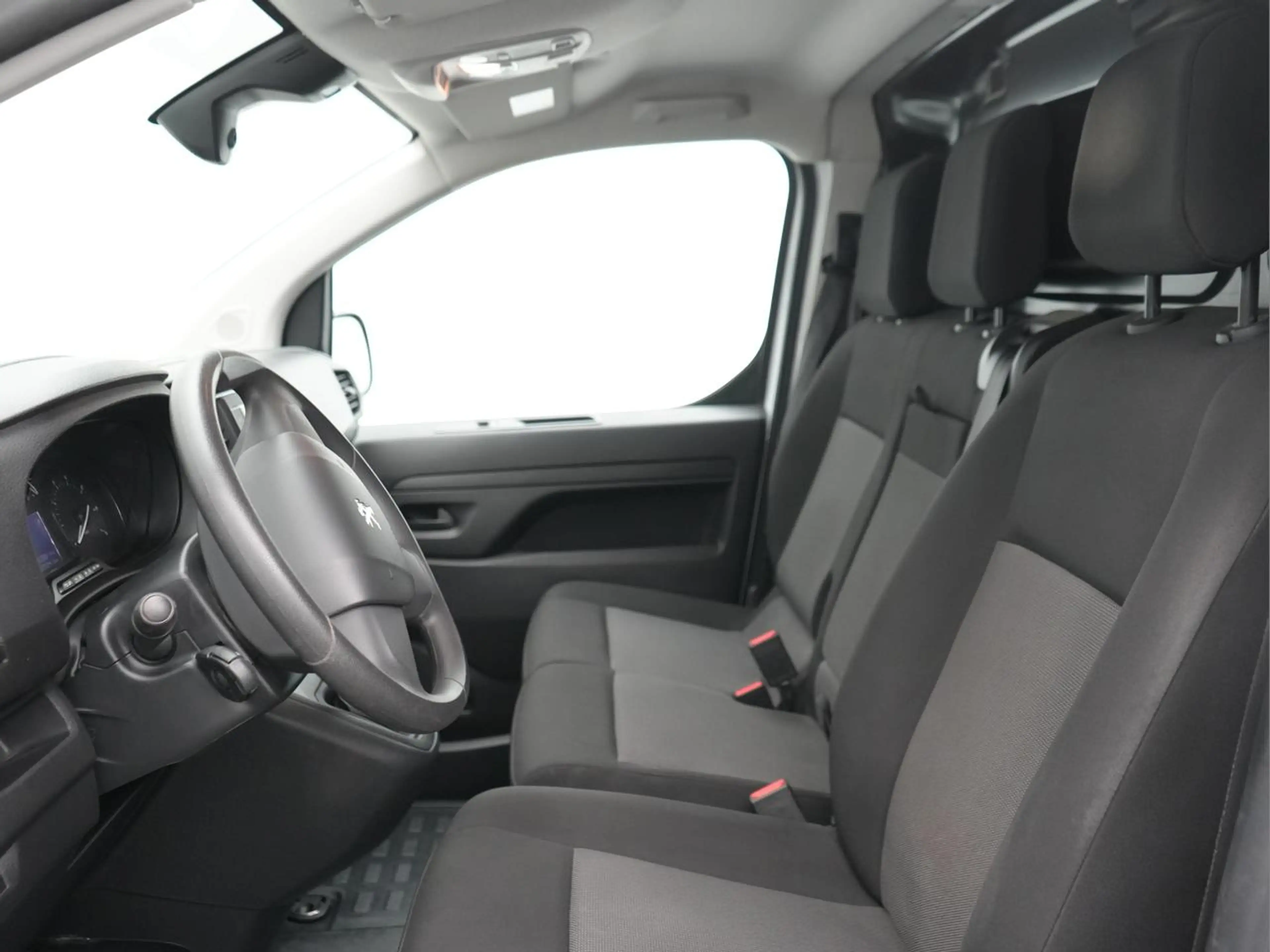 Peugeot Expert Expert 2.0 BlueHDi L2 Standard — photo 8