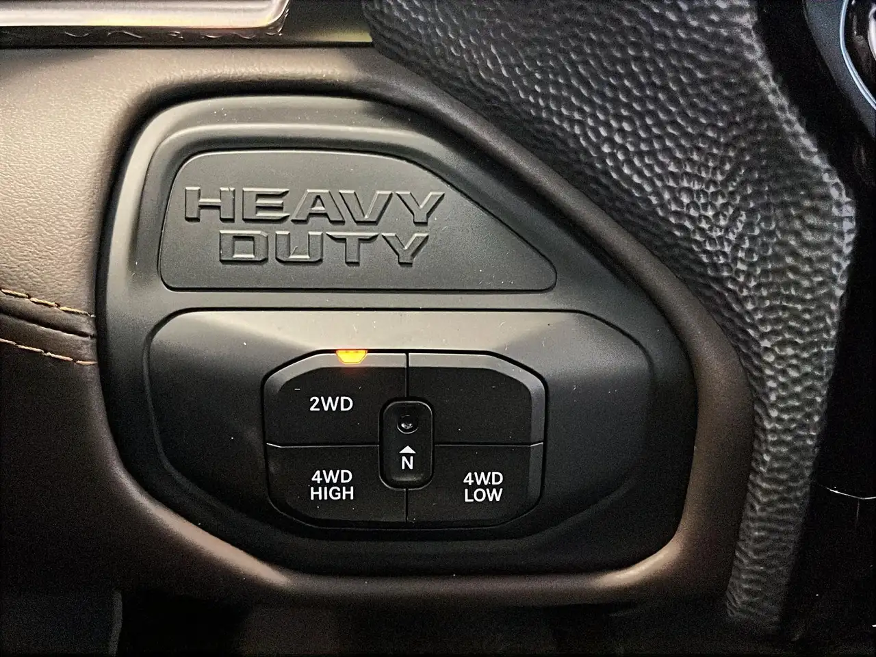 RAM 3500 снимка RAM 3500