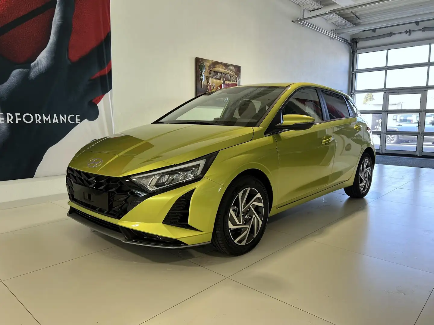 Hyundai i20 i20 GO! Plus 1.0 T-GDI DCT 5 Jahre Garantie Gelb - 1