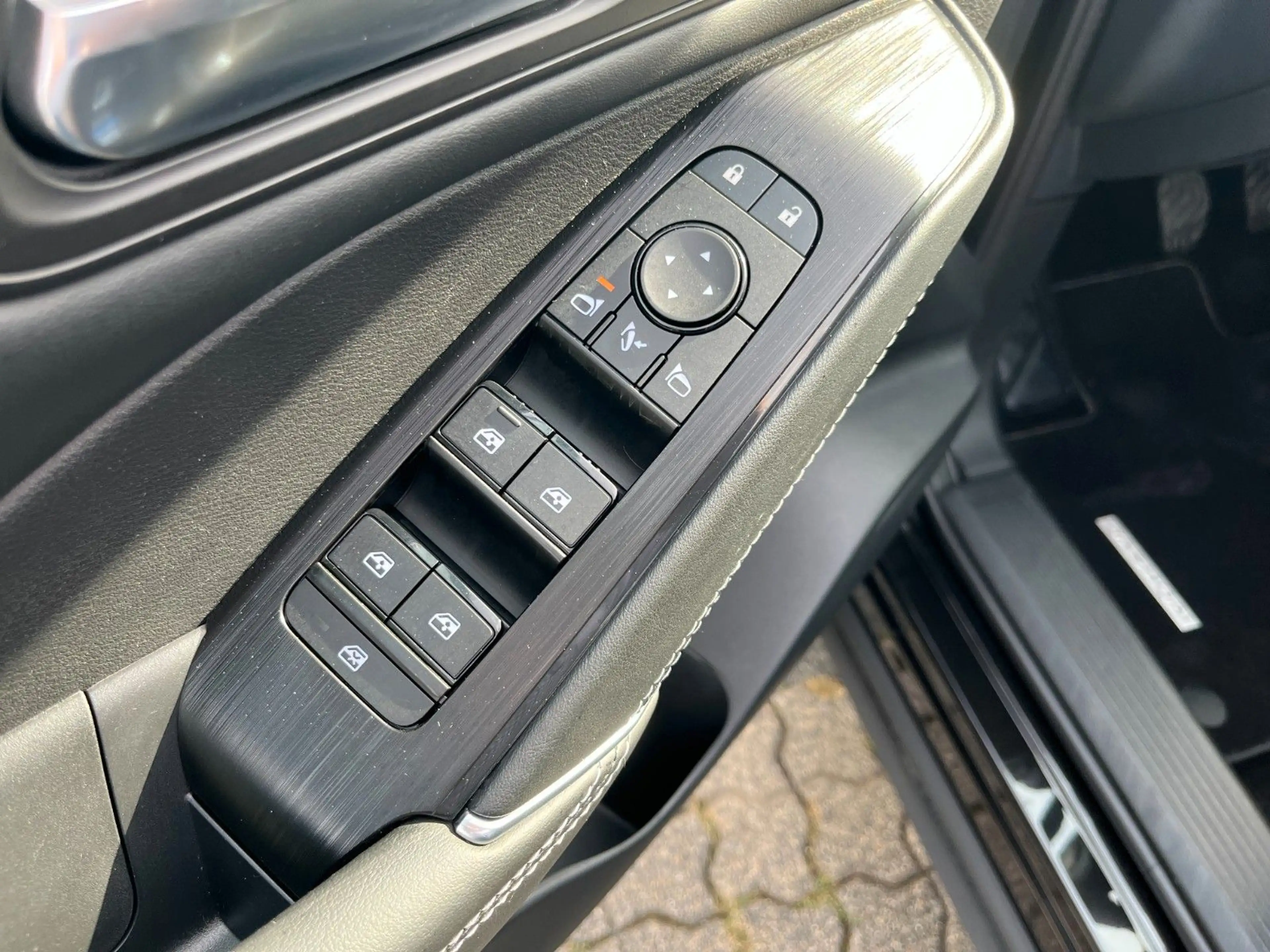 Nissan Qashqai N-Connecta 140 abs. TOP-Ausstg. 1Hd Gar — photo 10