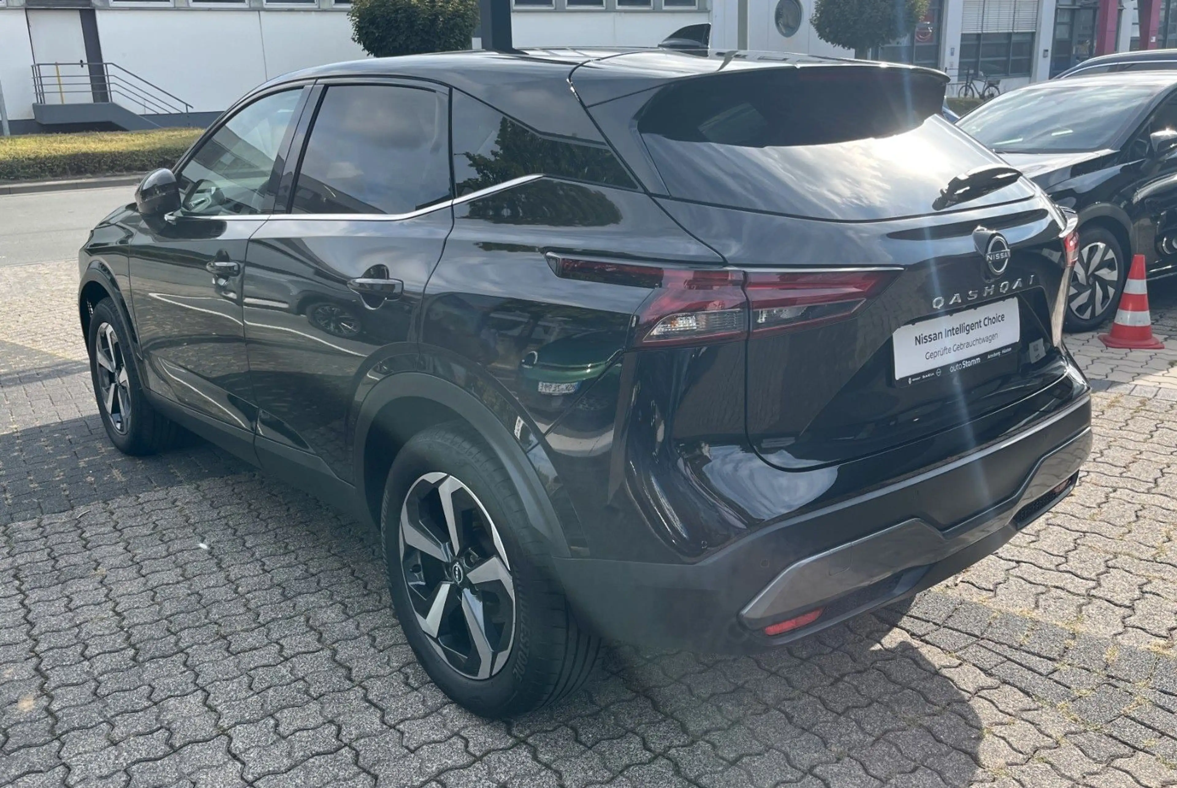 Nissan Qashqai N-Connecta 140 abs. TOP-Ausstg. 1Hd Gar — photo 3