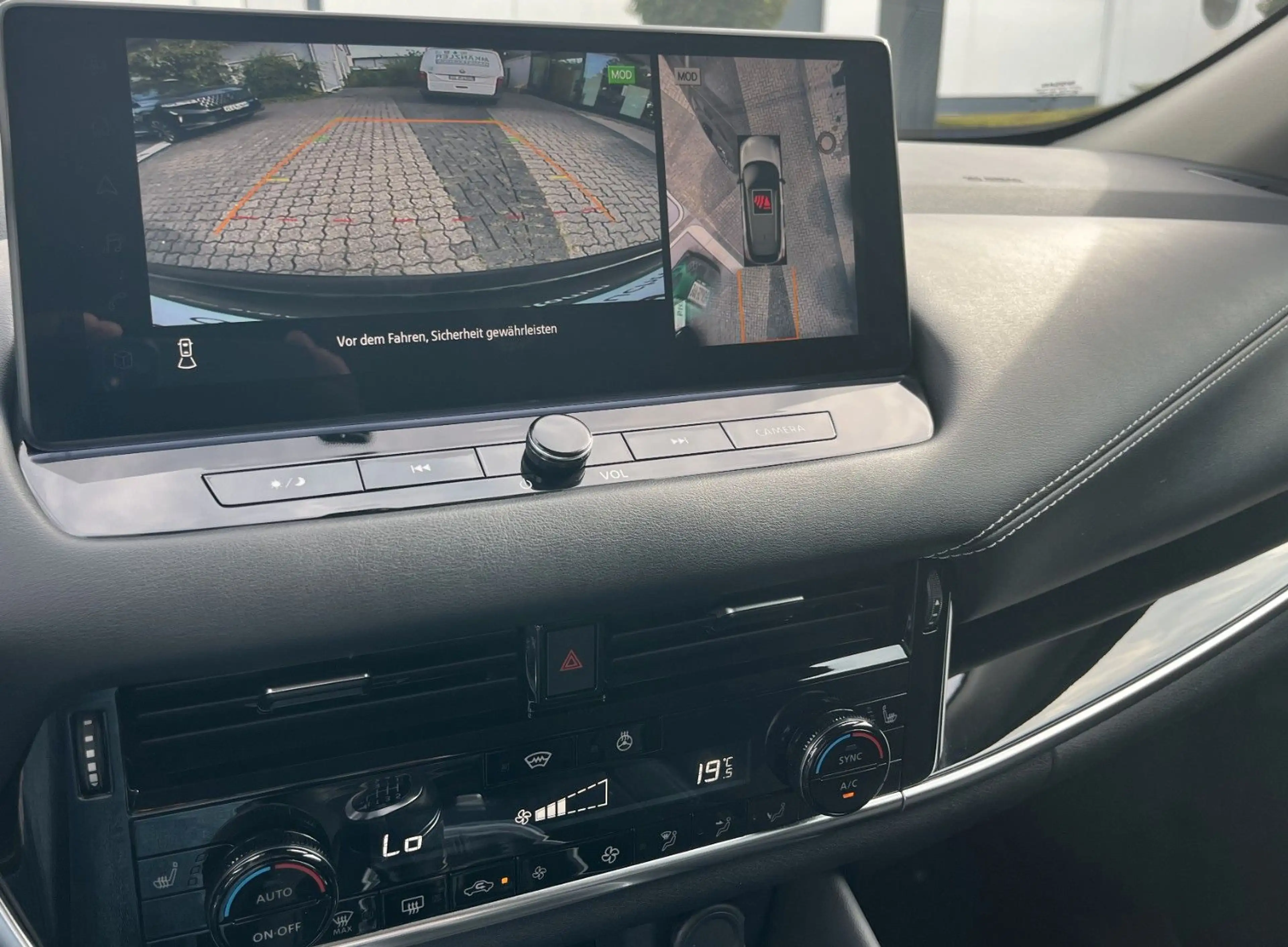 Nissan Qashqai N-Connecta 140 abs. TOP-Ausstg. 1Hd Gar — photo 15