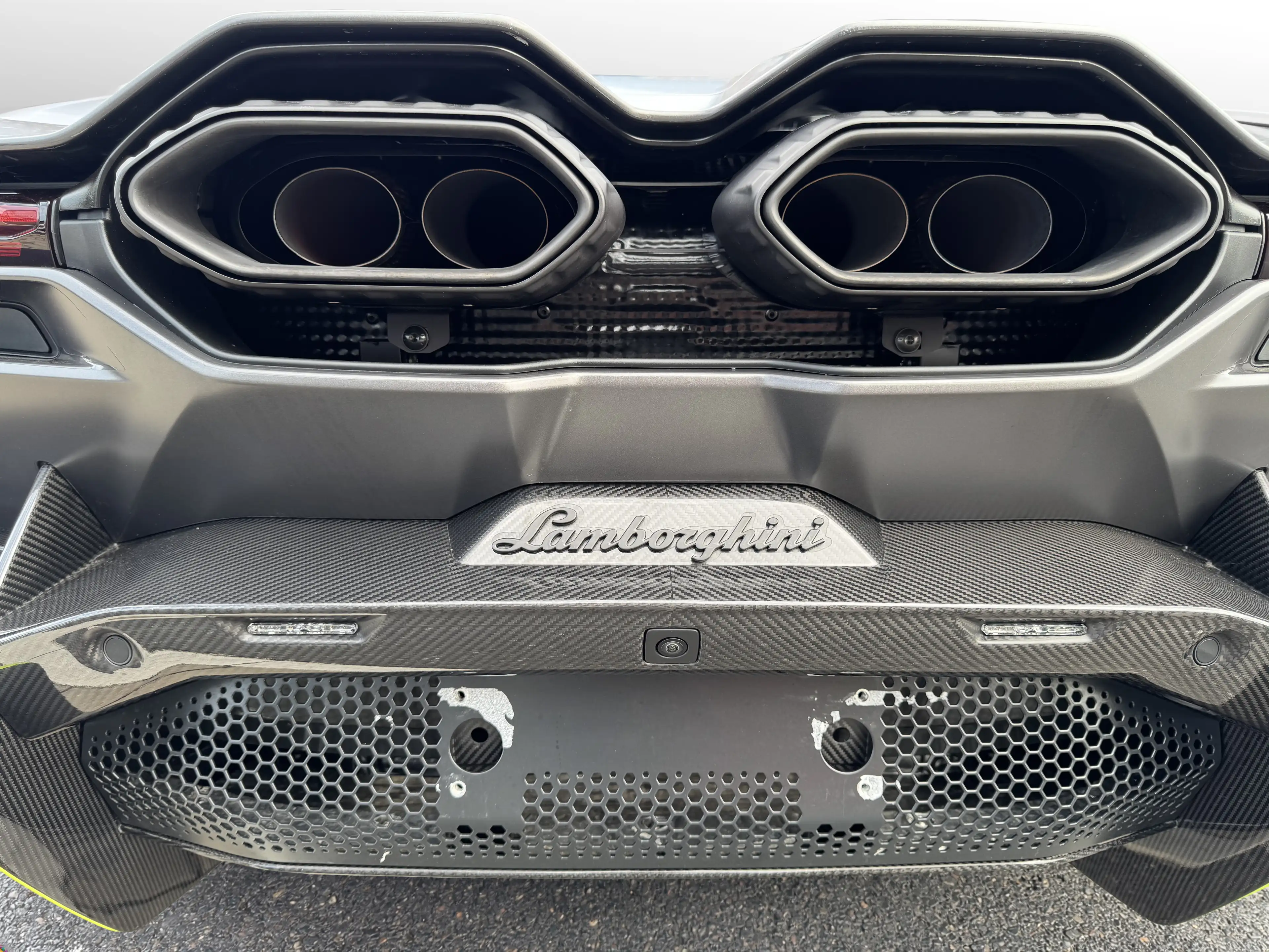 Lamborghini Revuelto Grigio Keres MY26|Matt PPF| Full Carbon — photo 14