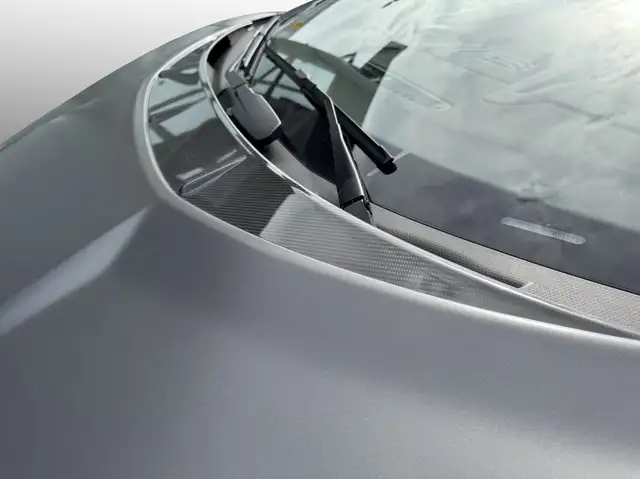 Lamborghini Revuelto view 10
