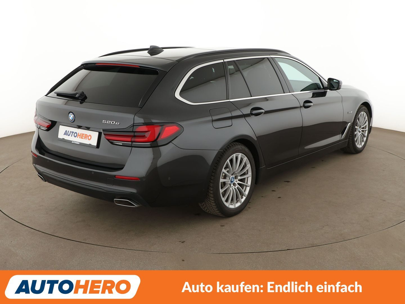 BMW 520 520e Aut.*HEAD-UP*PANO*NAVI*LED*ACC*CAM*HK* — photo 6