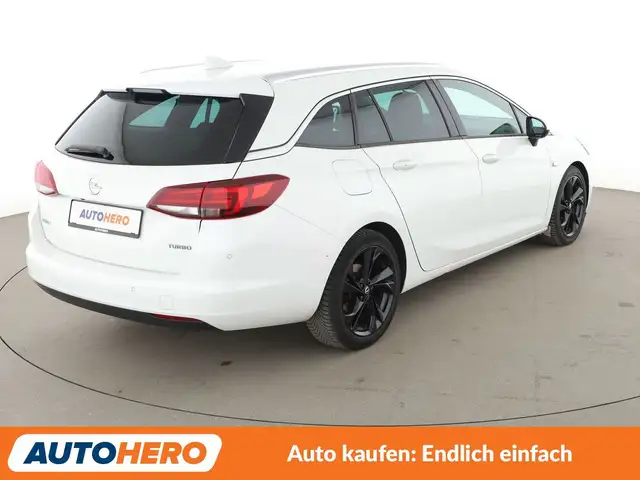 Opel Astra view 6