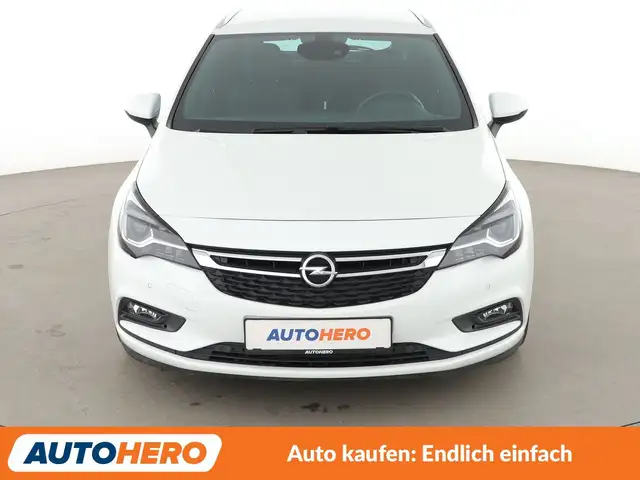 Opel Astra view 9