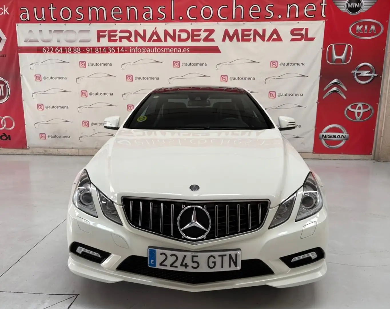 Mercedes-Benz E 350 Coupé 350CDI BE Prime Edition Aut. Weiß - 2