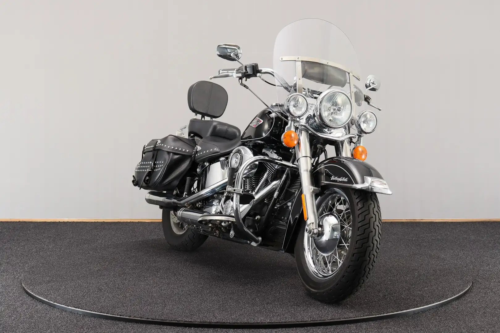 Harley-Davidson Heritage FLSTCI SoftailClassic Czarny - 2