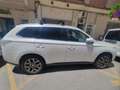 Mitsubishi Outlander 220DI-D Motion 2WD 7pl. Blanco - thumbnail 3