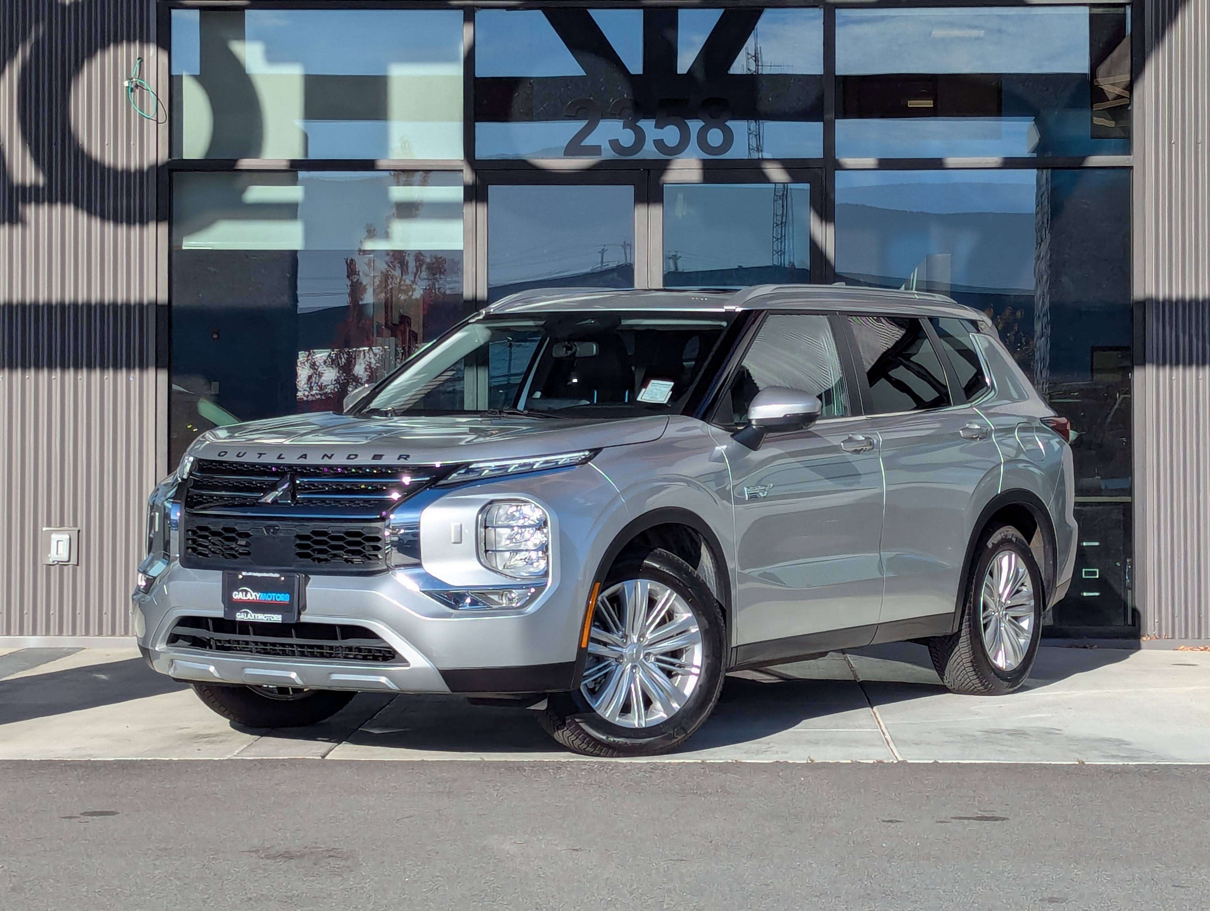 2025 Mitsubishi Outlander PHEV