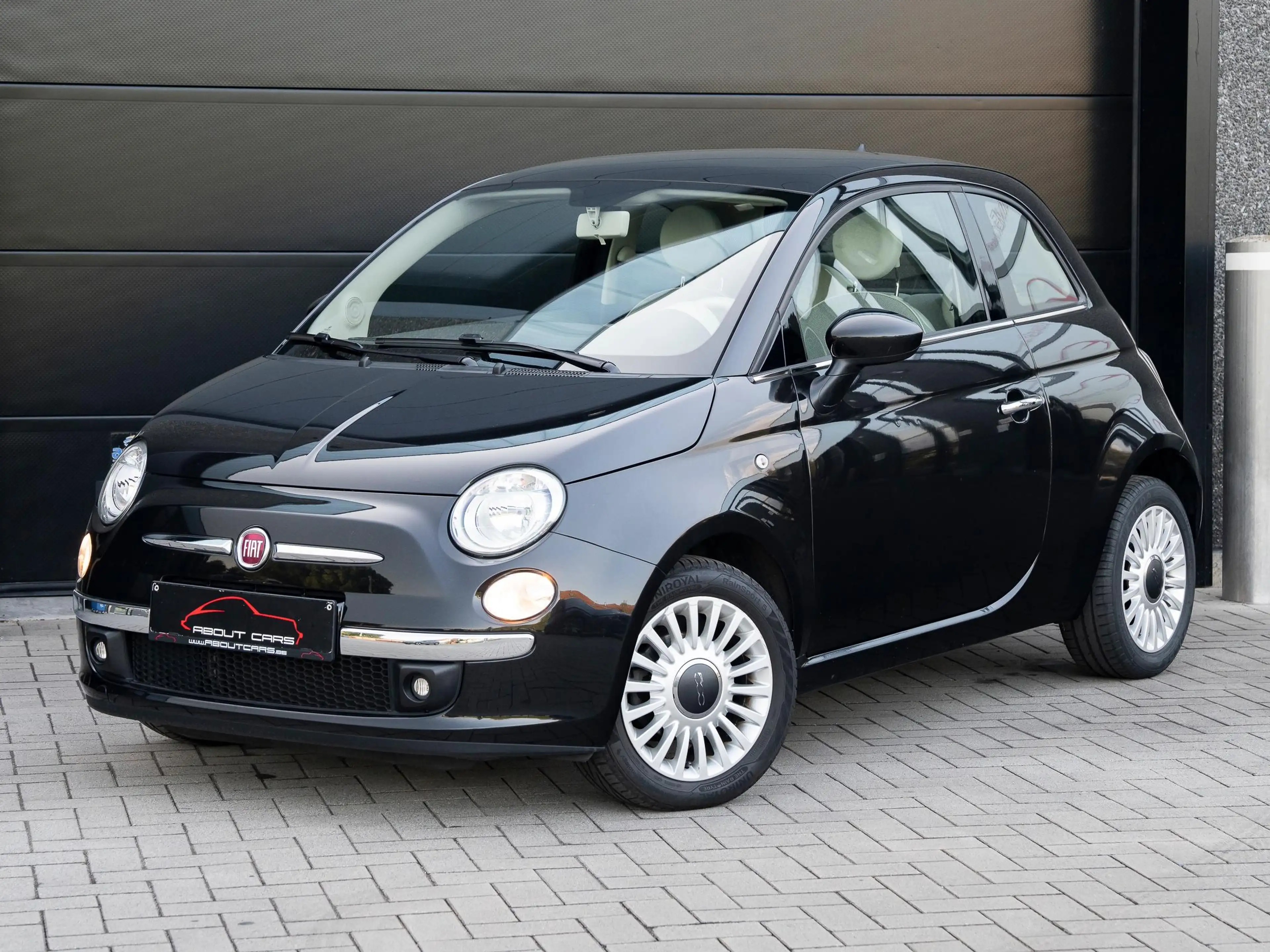 Fiat 500 500 1.2i Lounge ** Apple CarPlay **