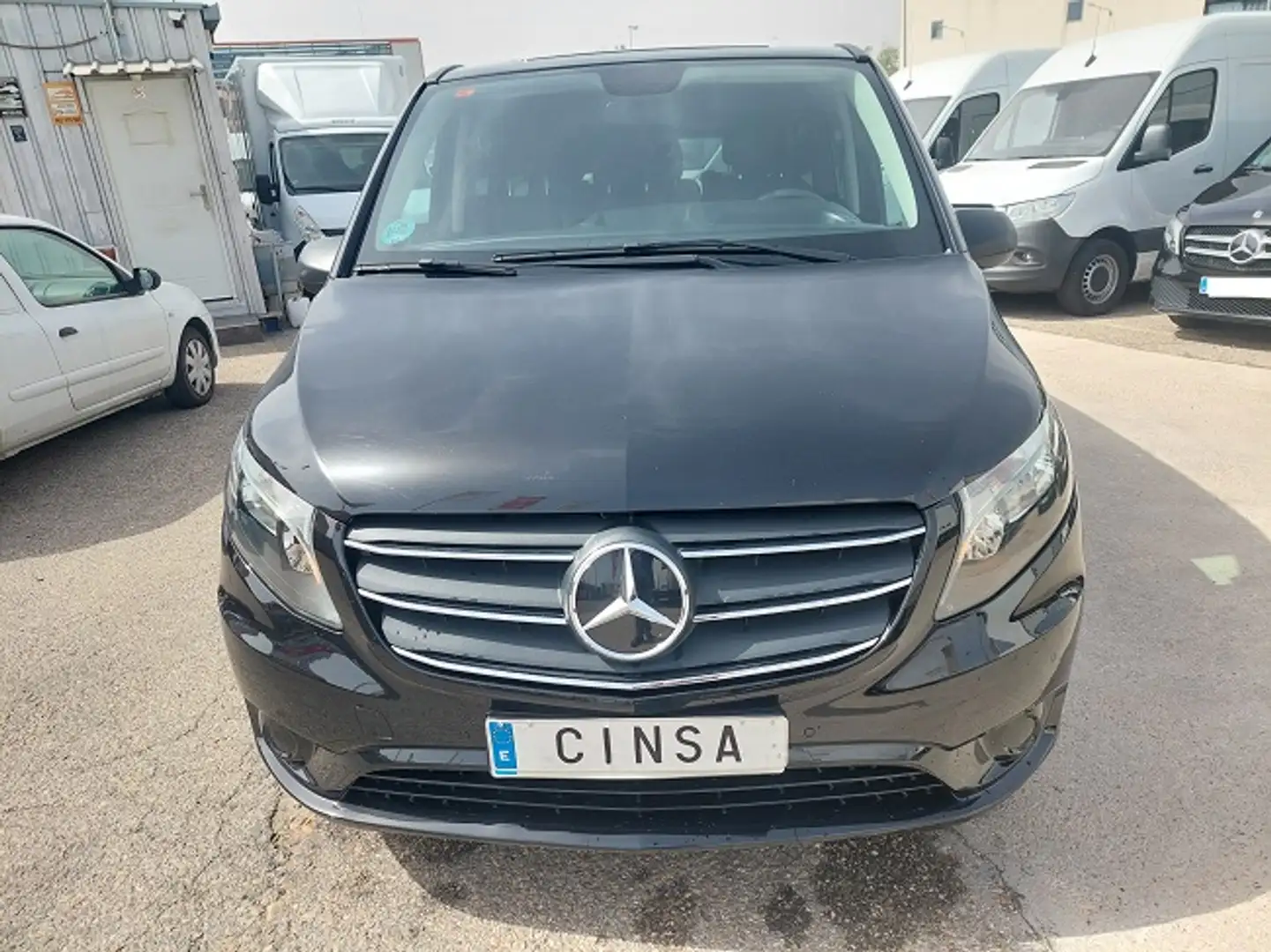 Mercedes-Benz Vito Tourer 114 CDI Select Larga 9G-Tronic Negro - 2